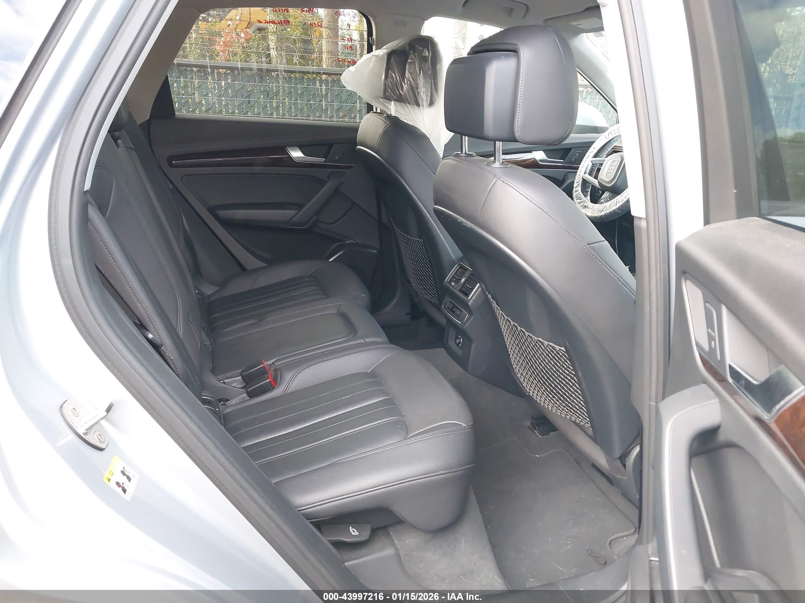 AUDI Q5 image 8