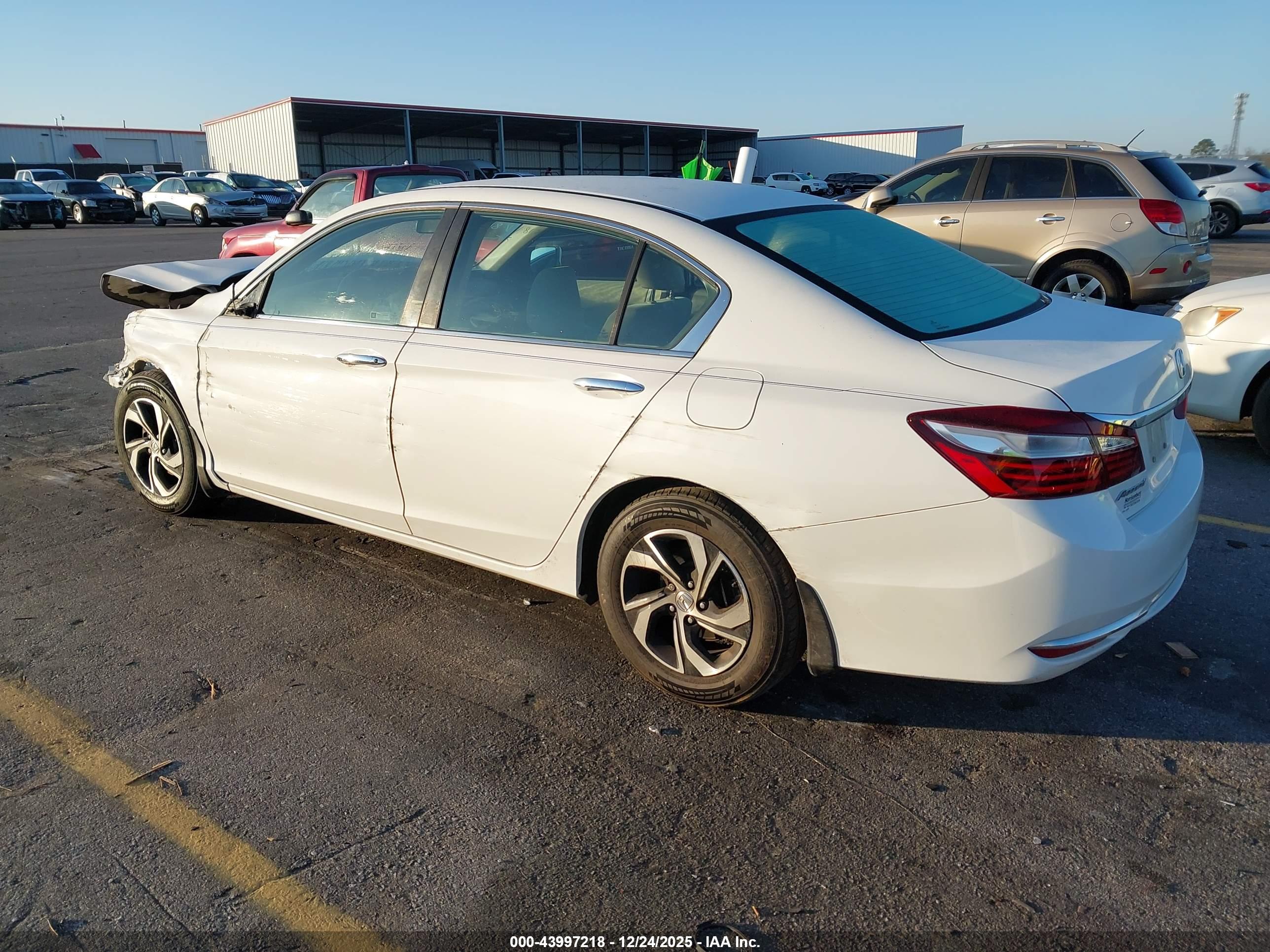 HONDA ACCORD image 3