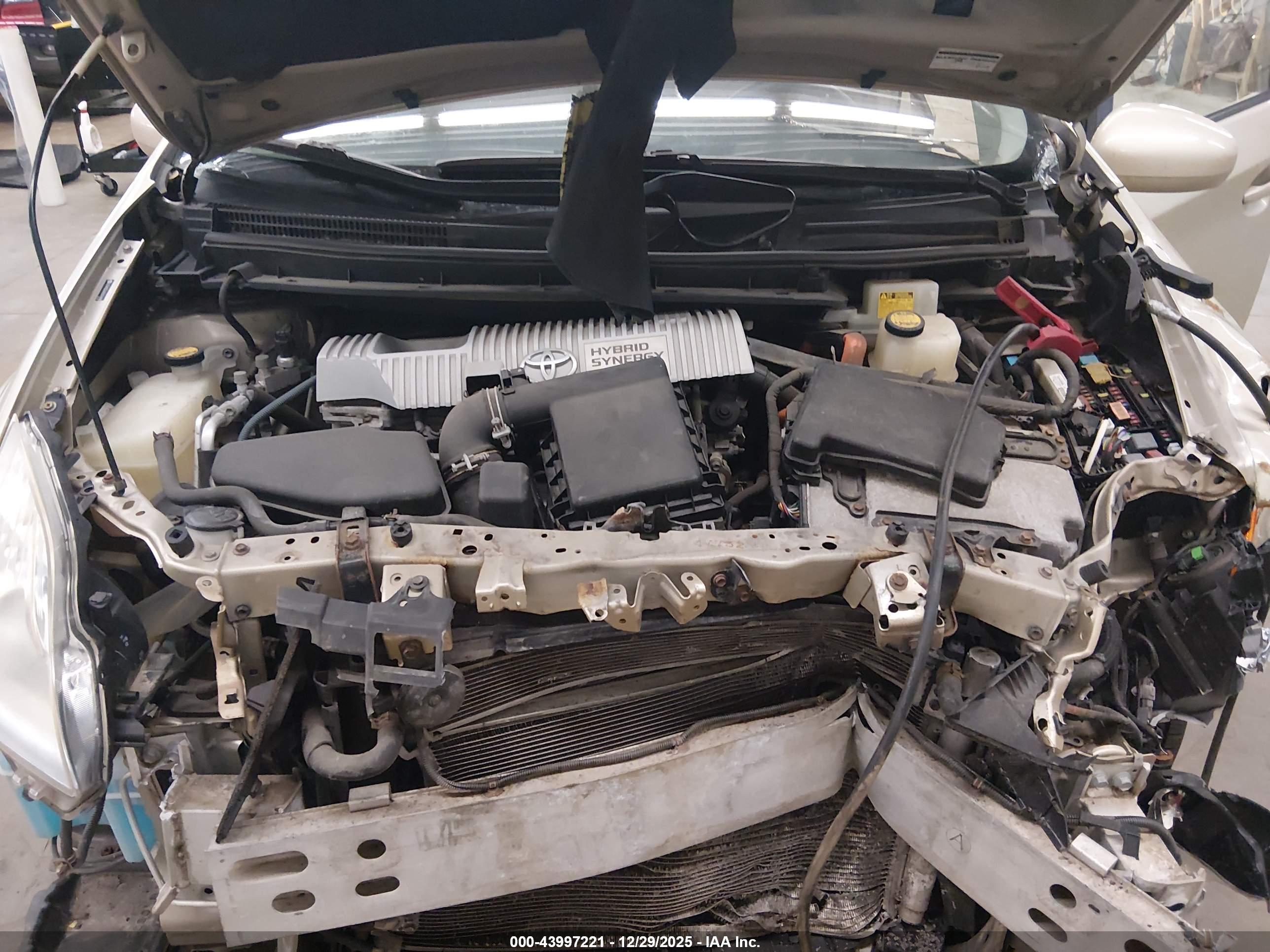 TOYOTA PRIUS image 10