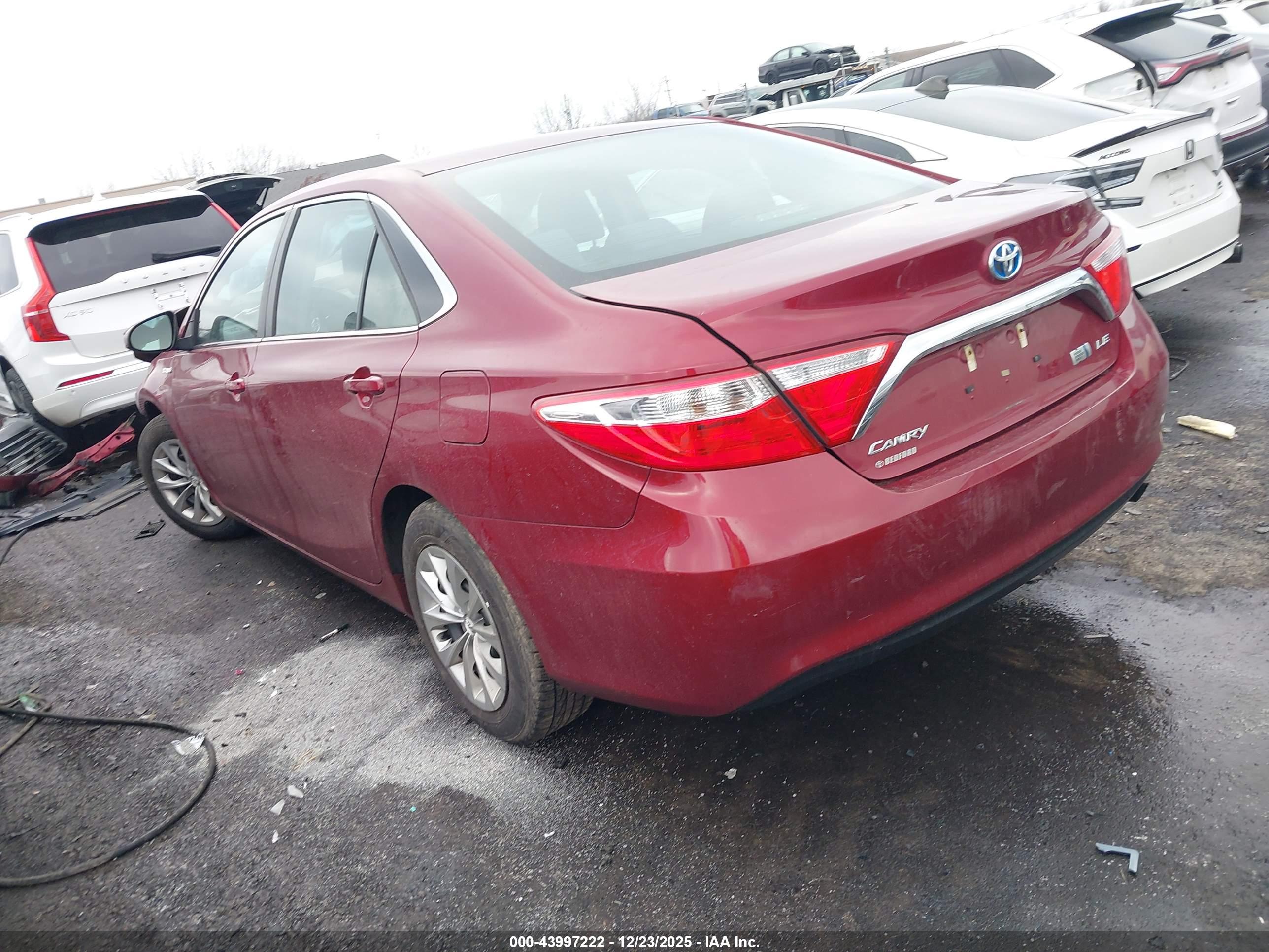 TOYOTA CAMRY image 3