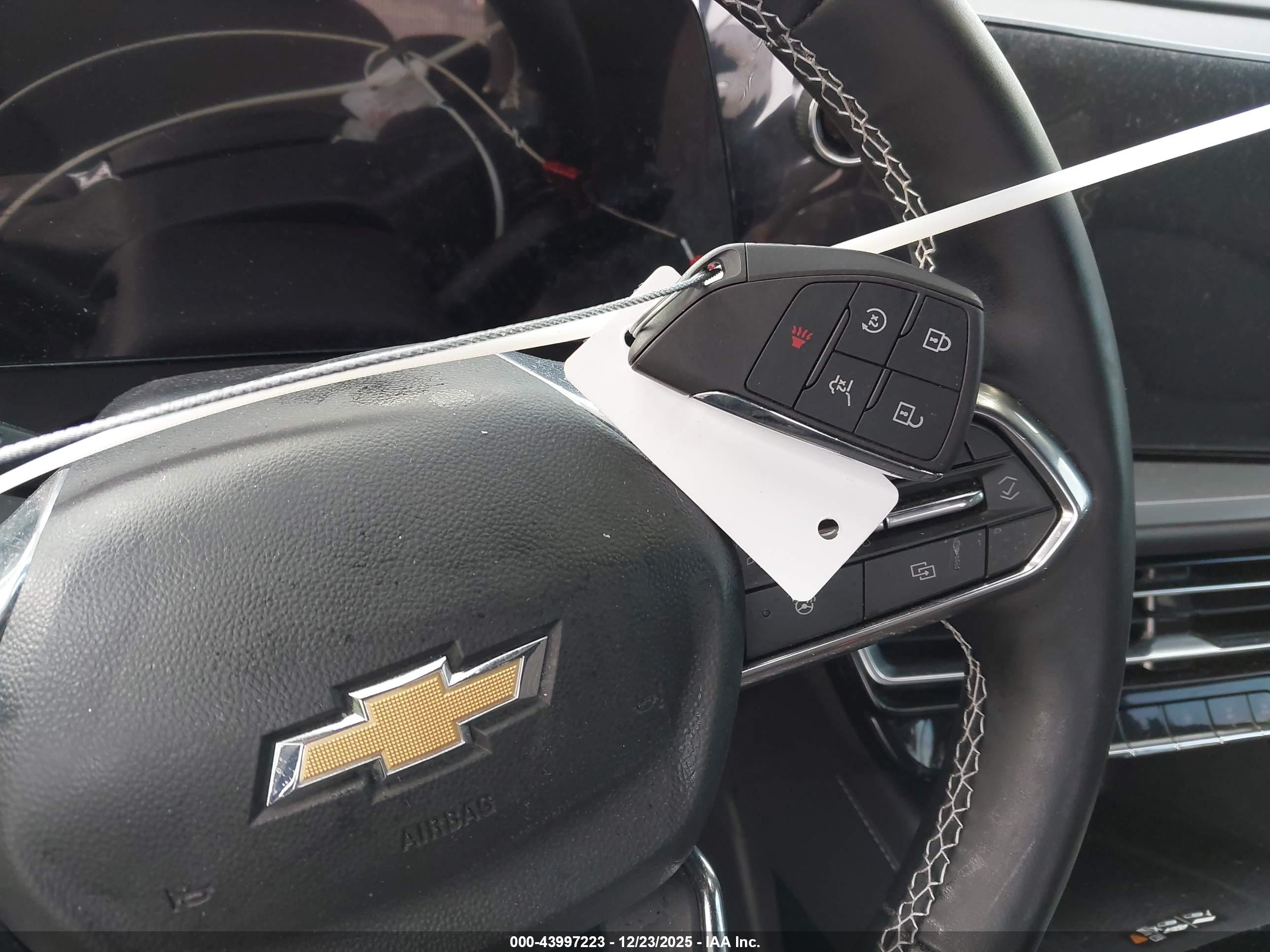 CHEVROLET TRAVERSE image 11