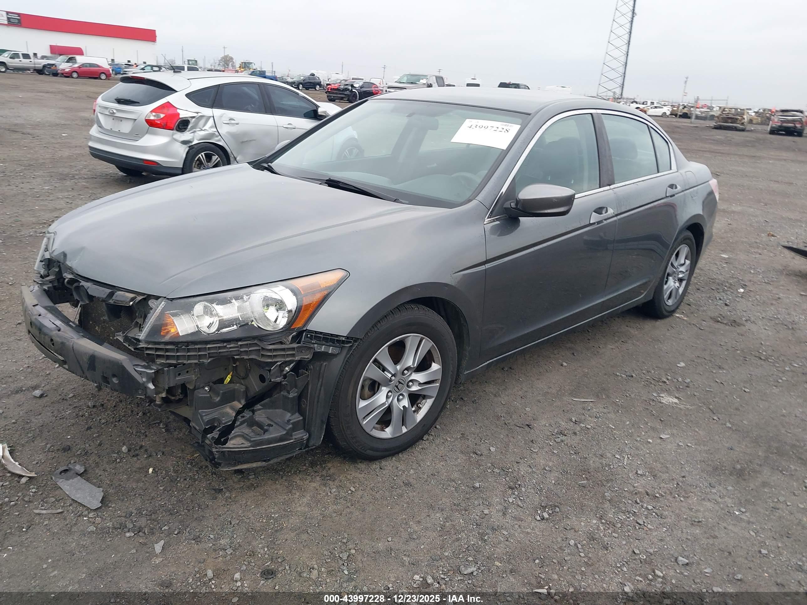 HONDA ACCORD image 2