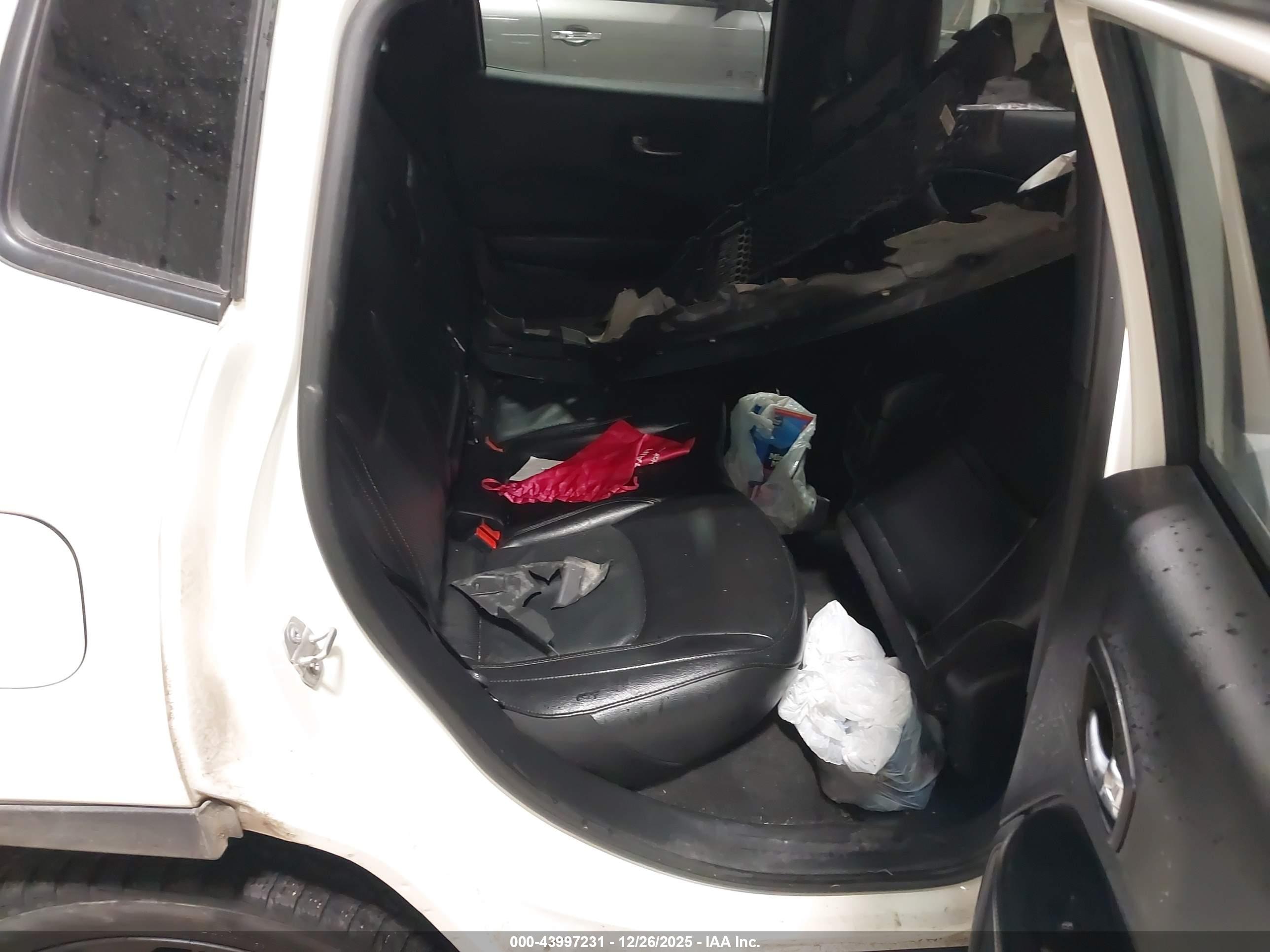 JEEP COMPASS image 8