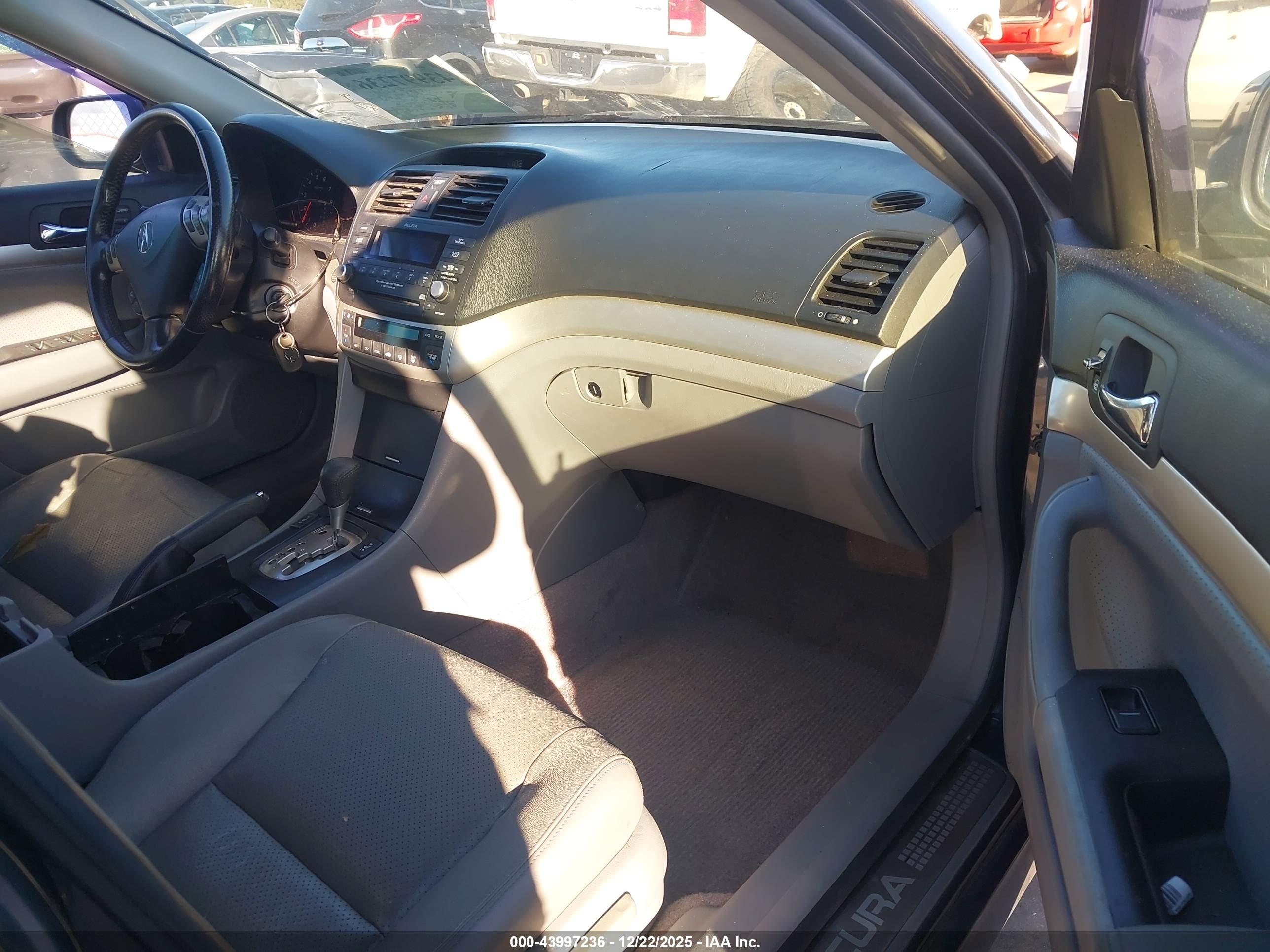 ACURA TSX image 5