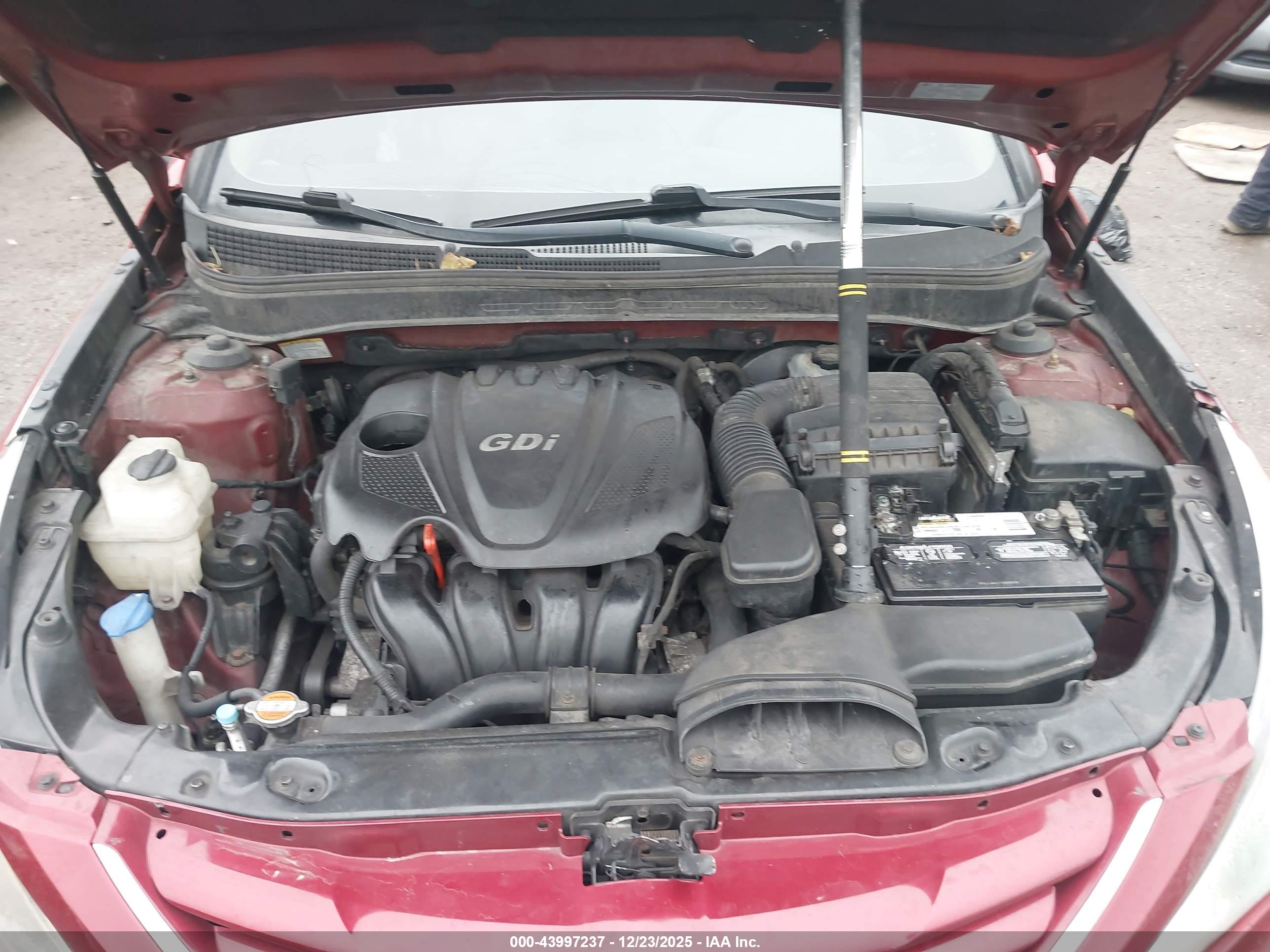 HYUNDAI SONATA image 10