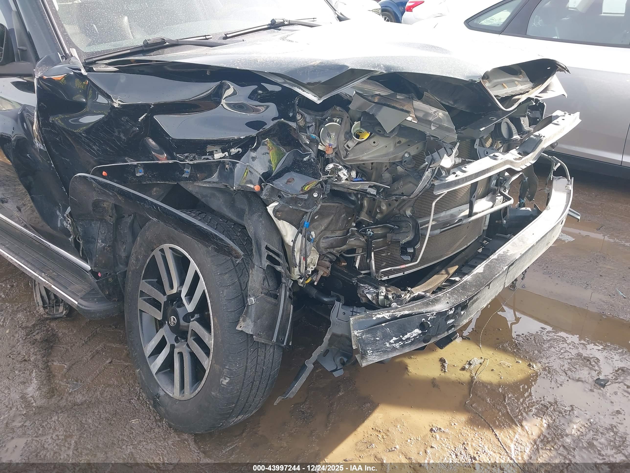 TOYOTA 4RUNNER image 6