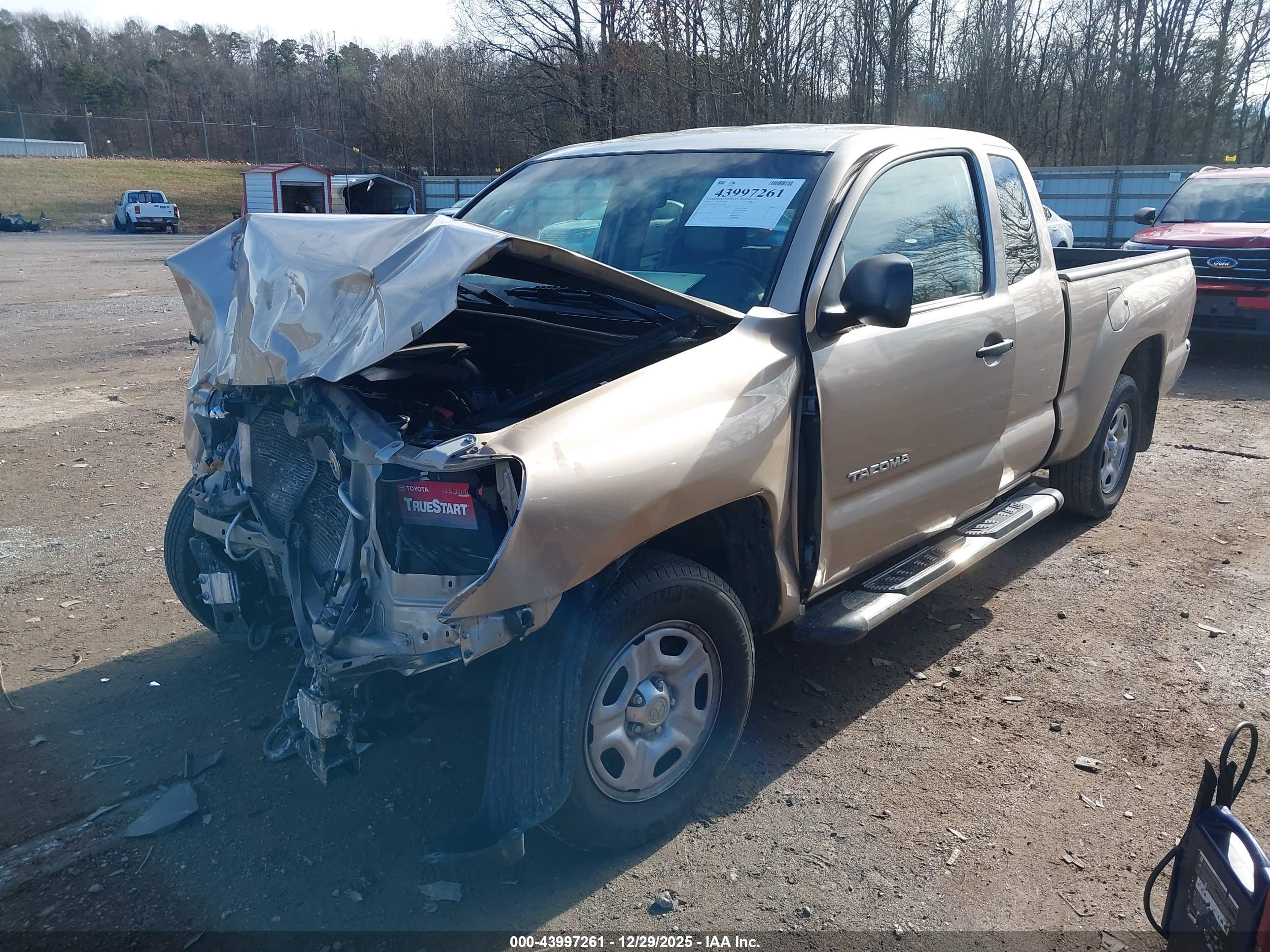 TOYOTA TACOMA image 2