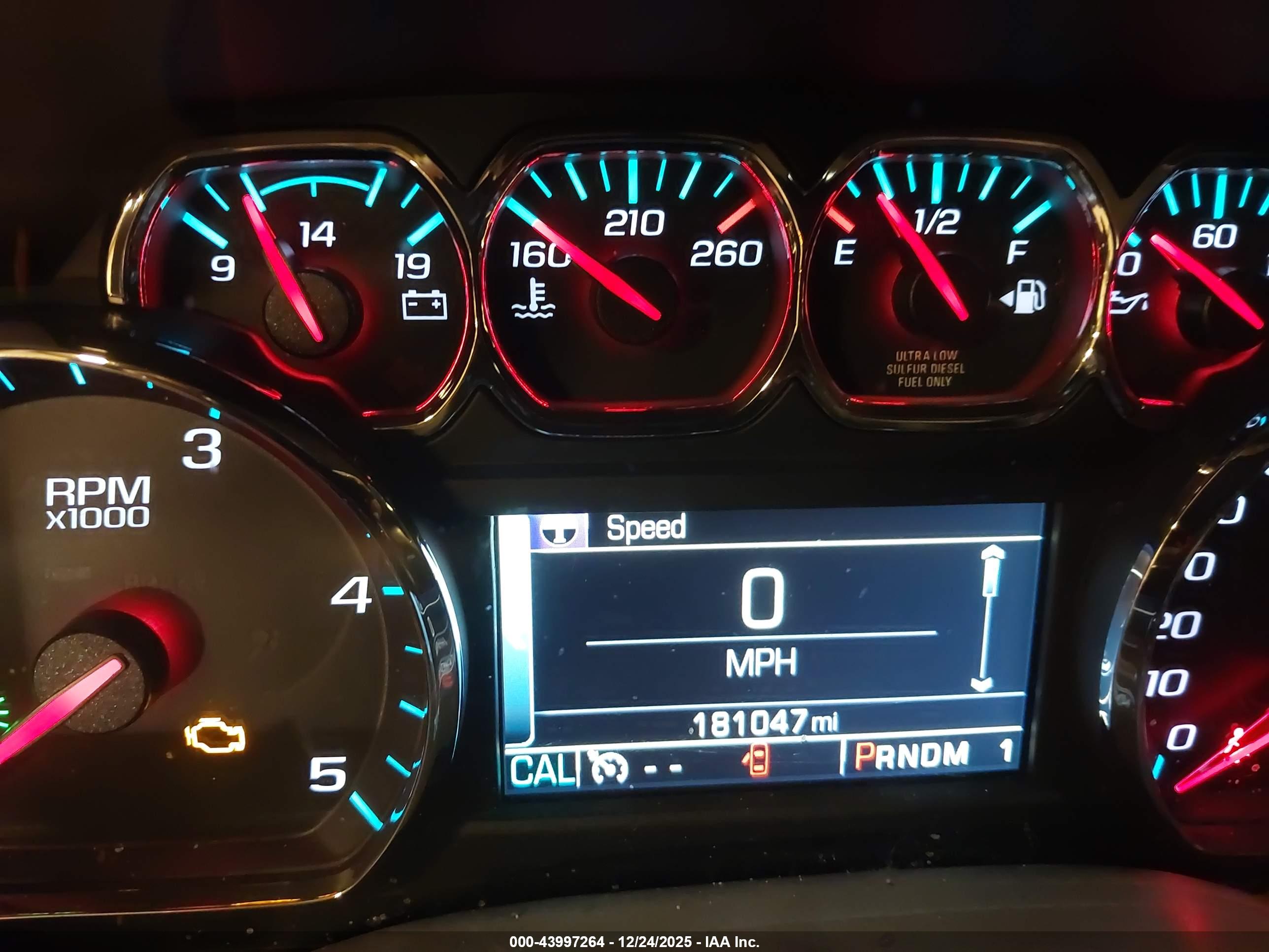 CHEVROLET SILVERADO image 7