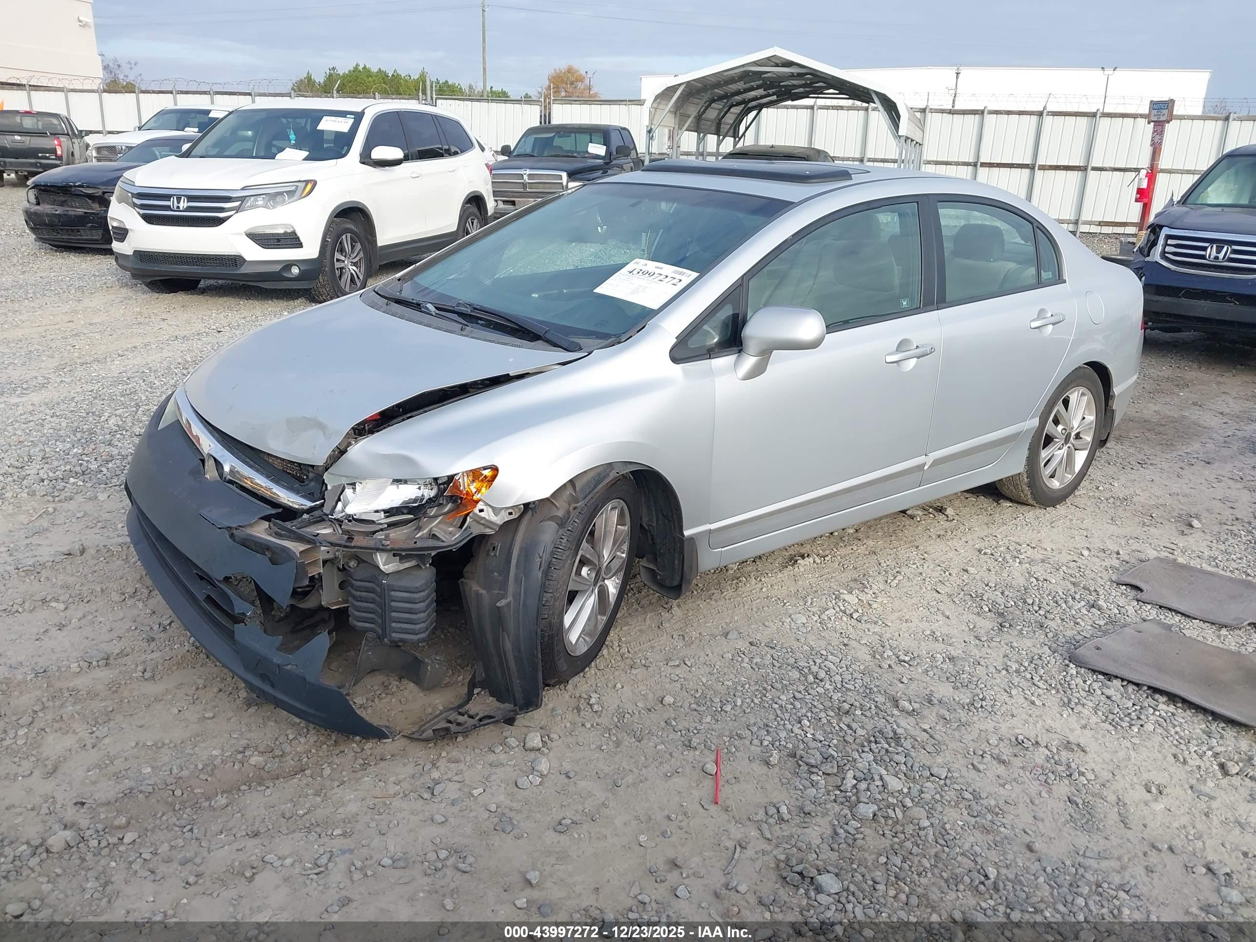 HONDA CIVIC image 2