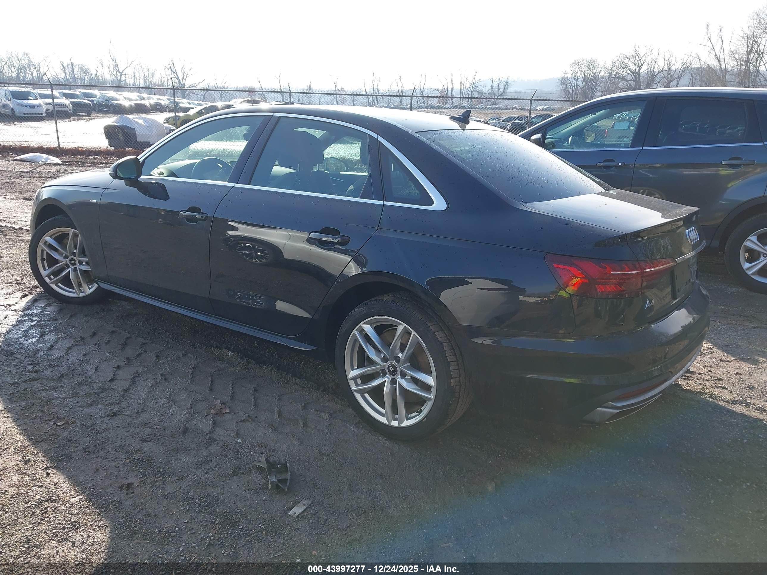 AUDI A4 image 3