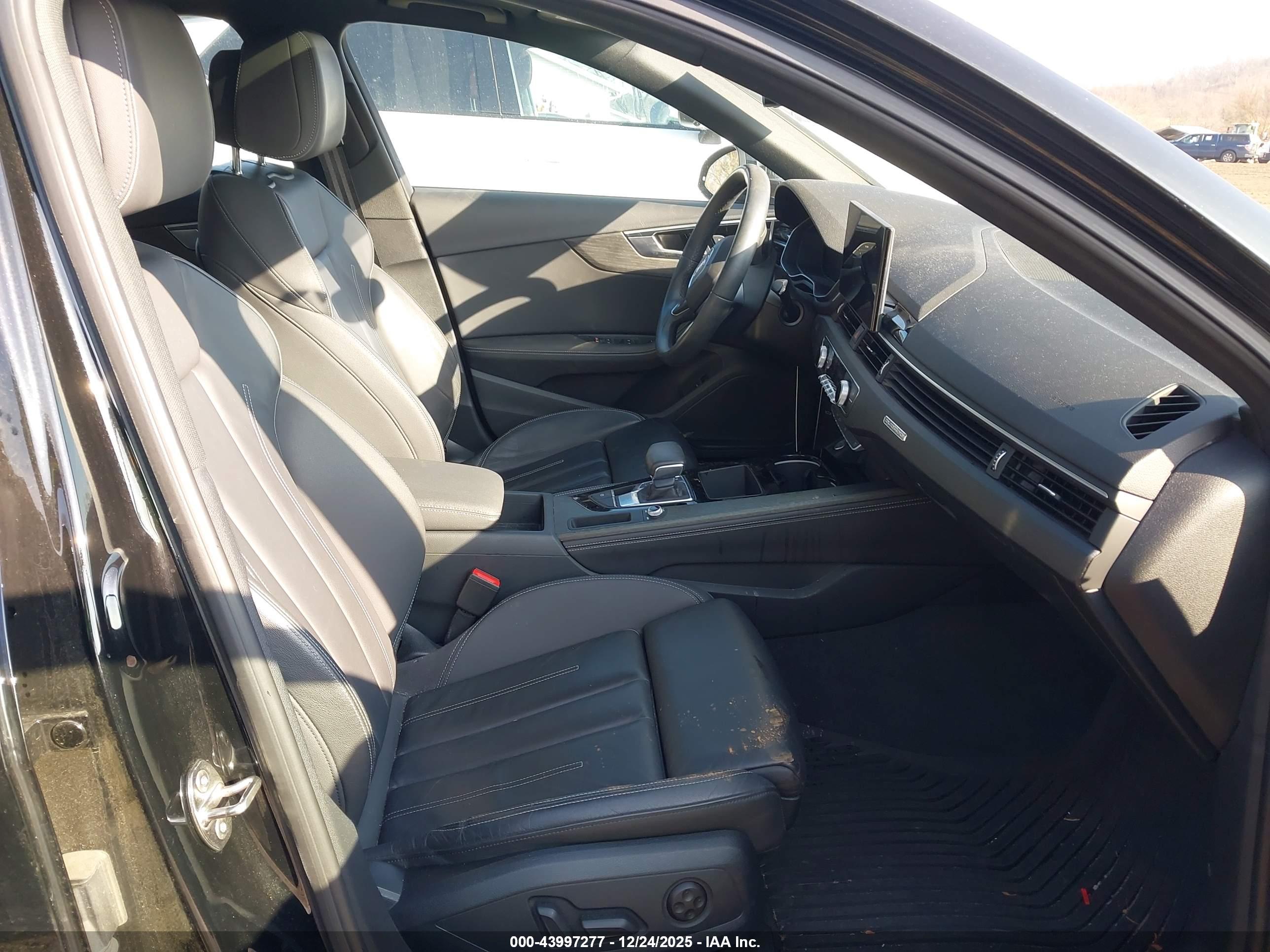 AUDI A4 image 5