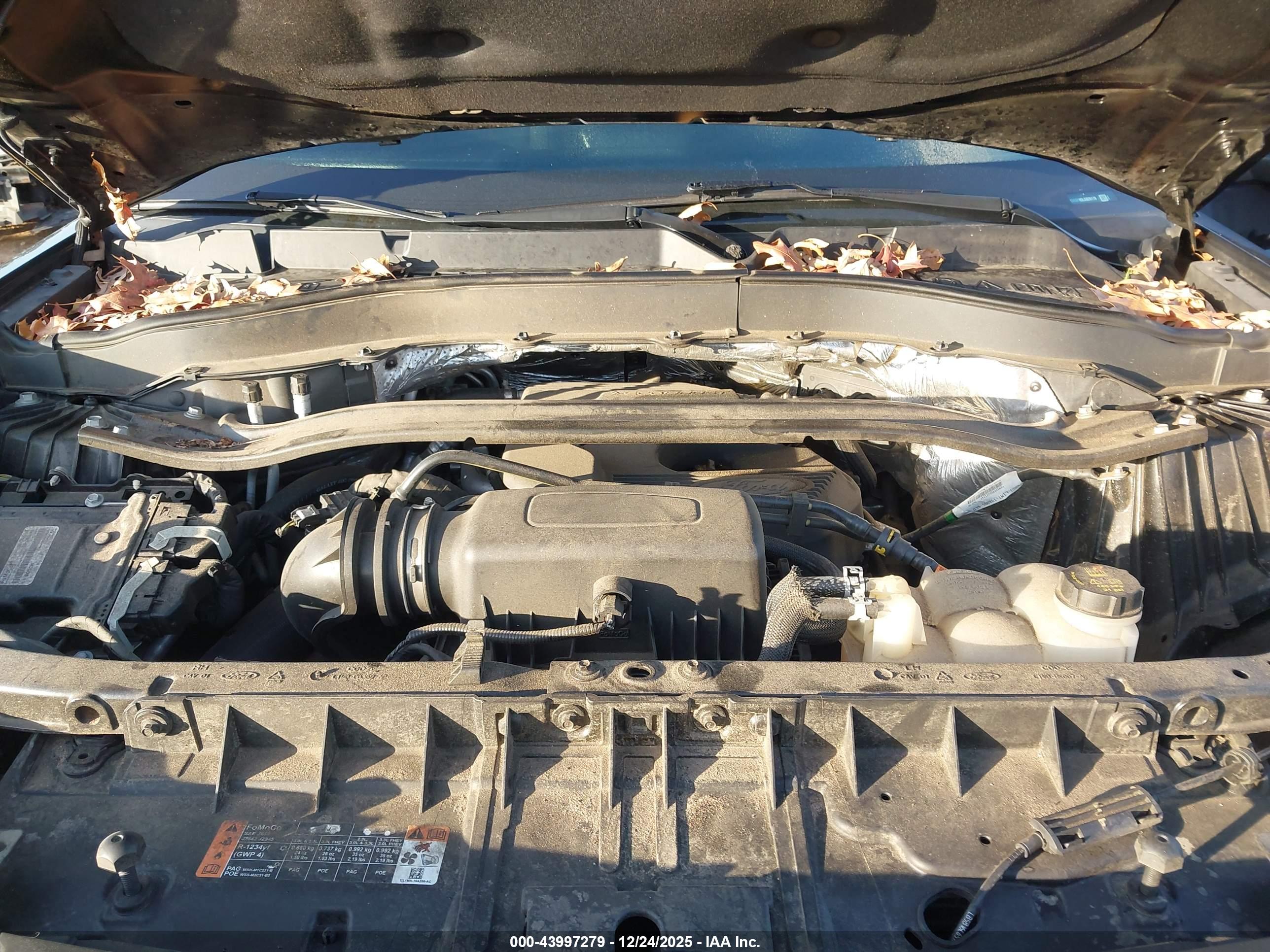 FORD EXPLORER image 10