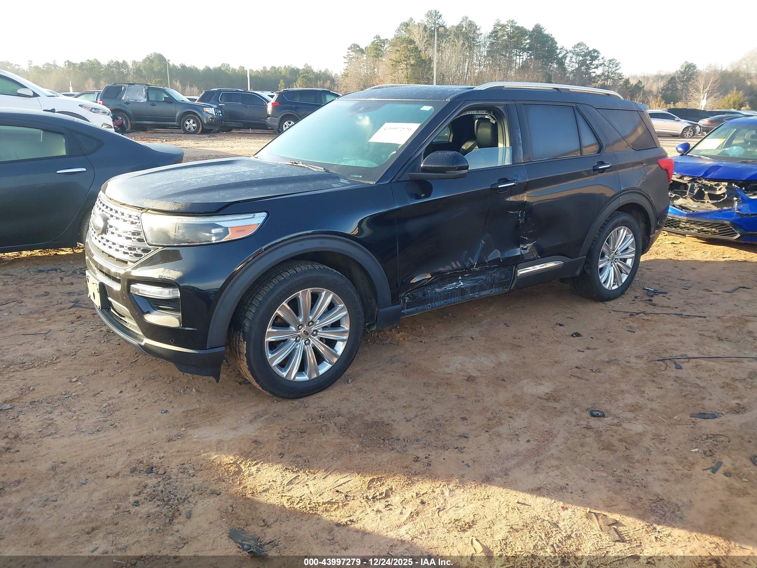 FORD EXPLORER image 2