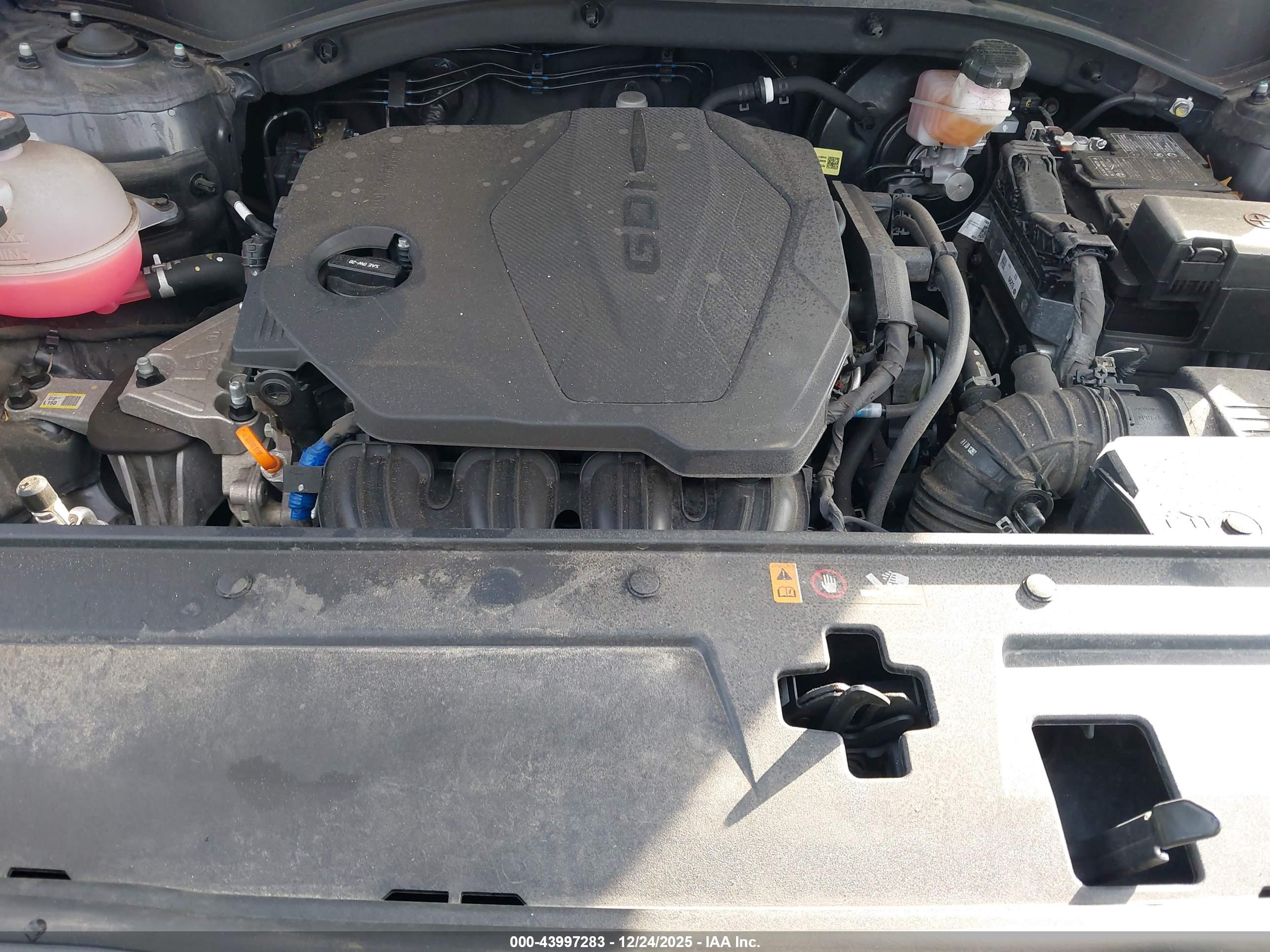 HYUNDAI SANTA image 10