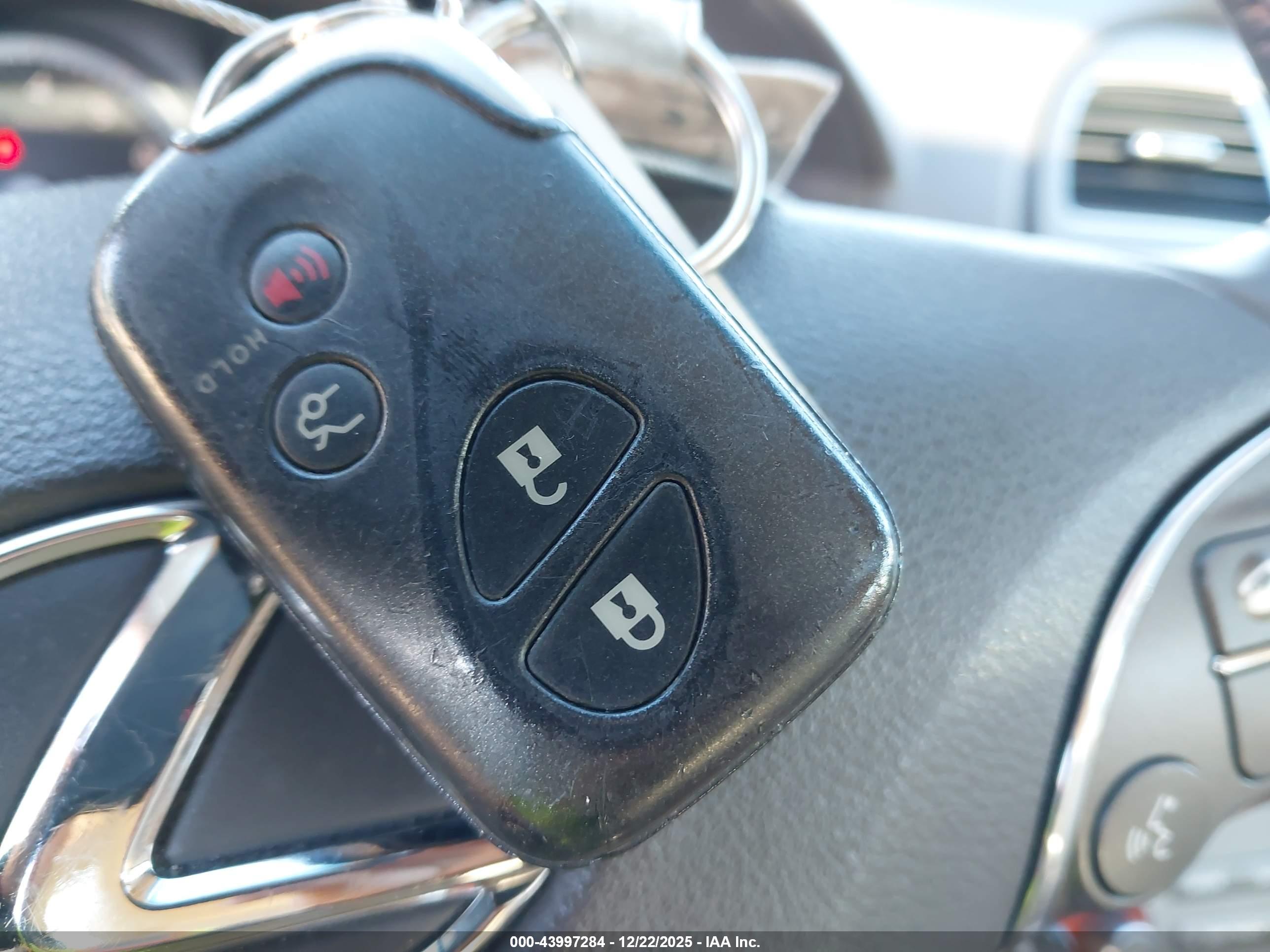 LEXUS ES image 11