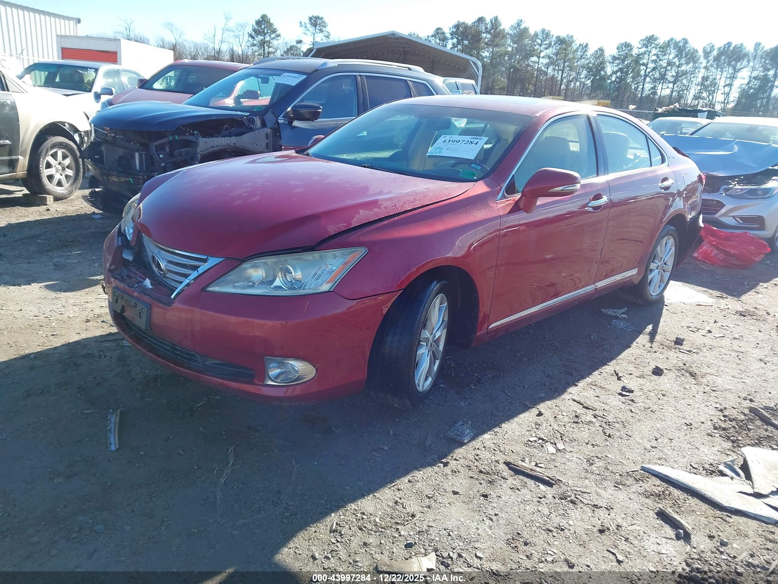 LEXUS ES image 2