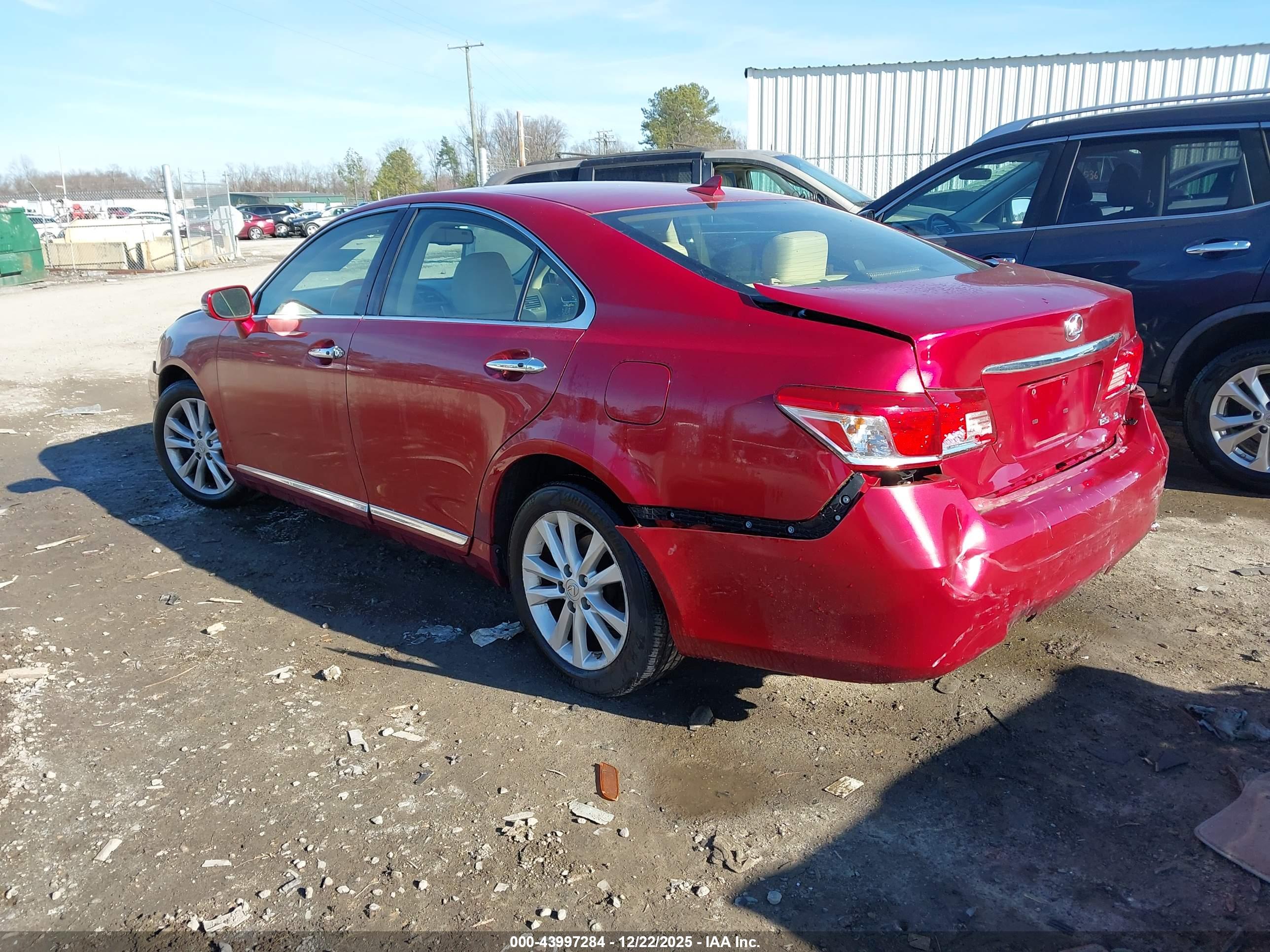 LEXUS ES image 3