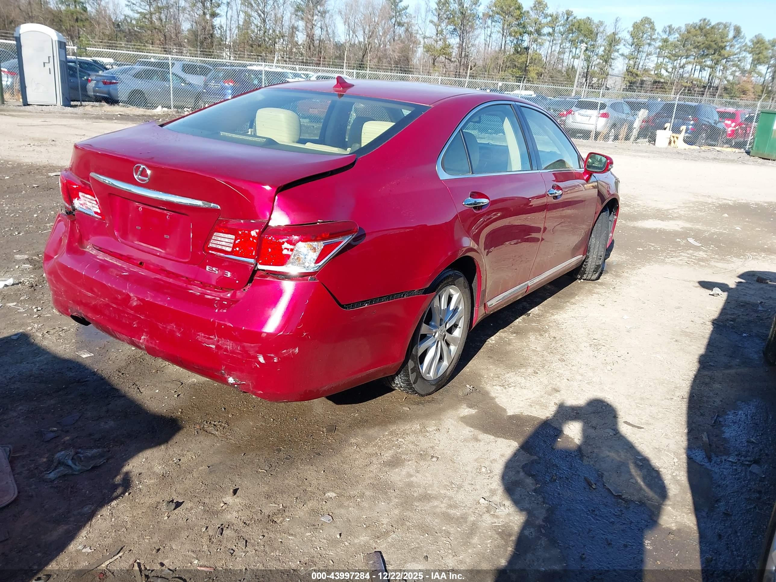 LEXUS ES image 4