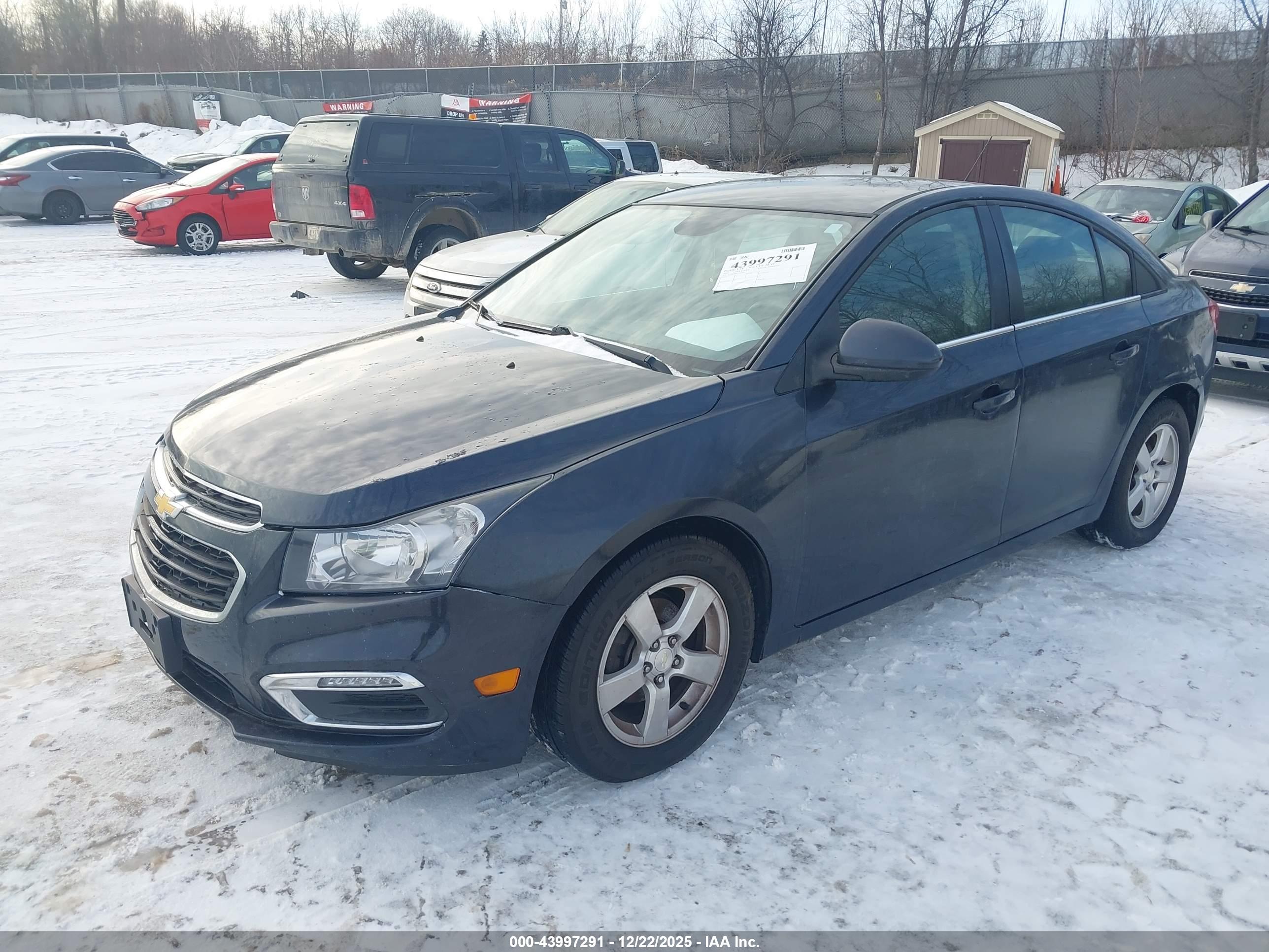 CHEVROLET CRUZE image 2