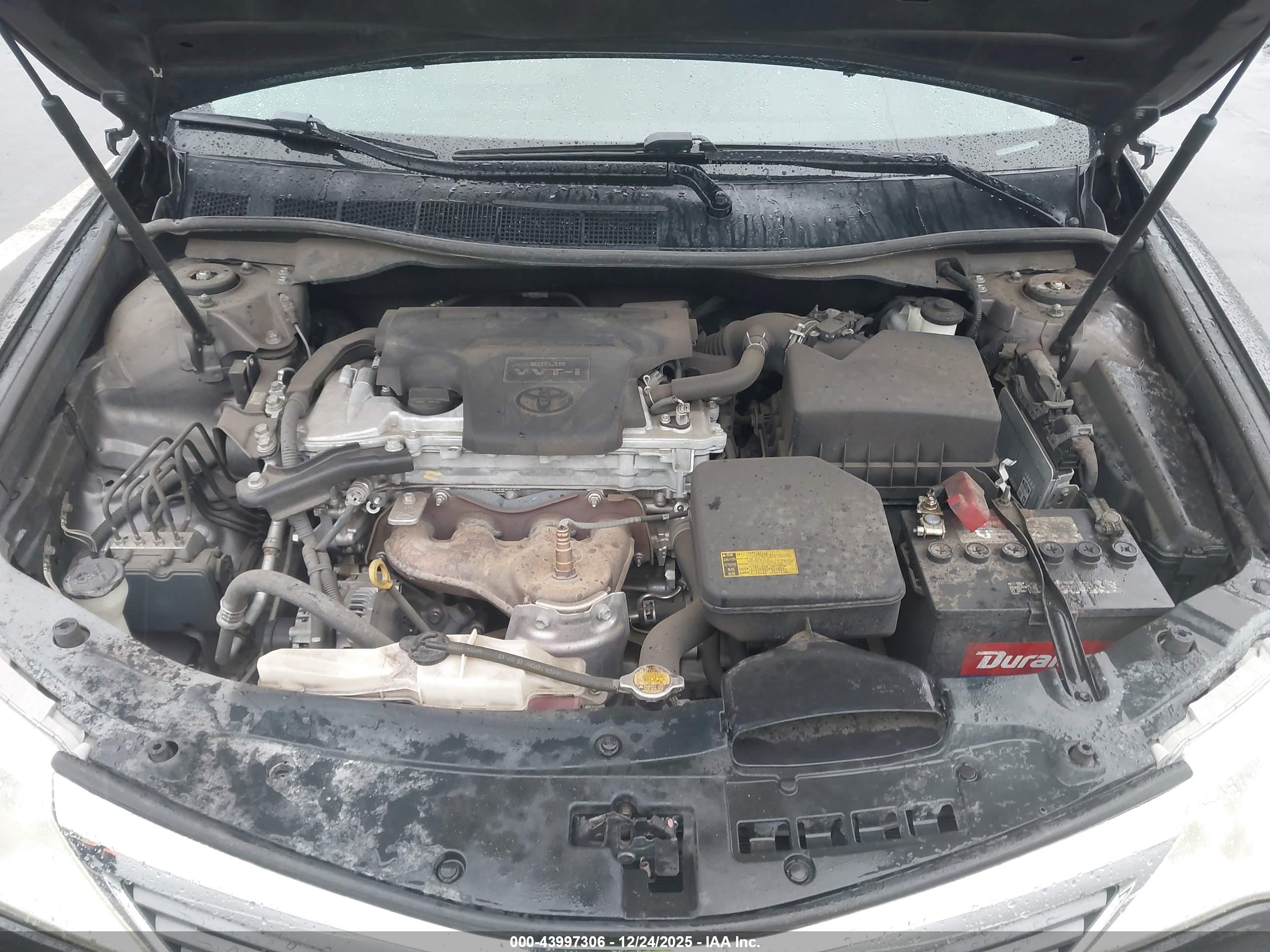 TOYOTA CAMRY image 10