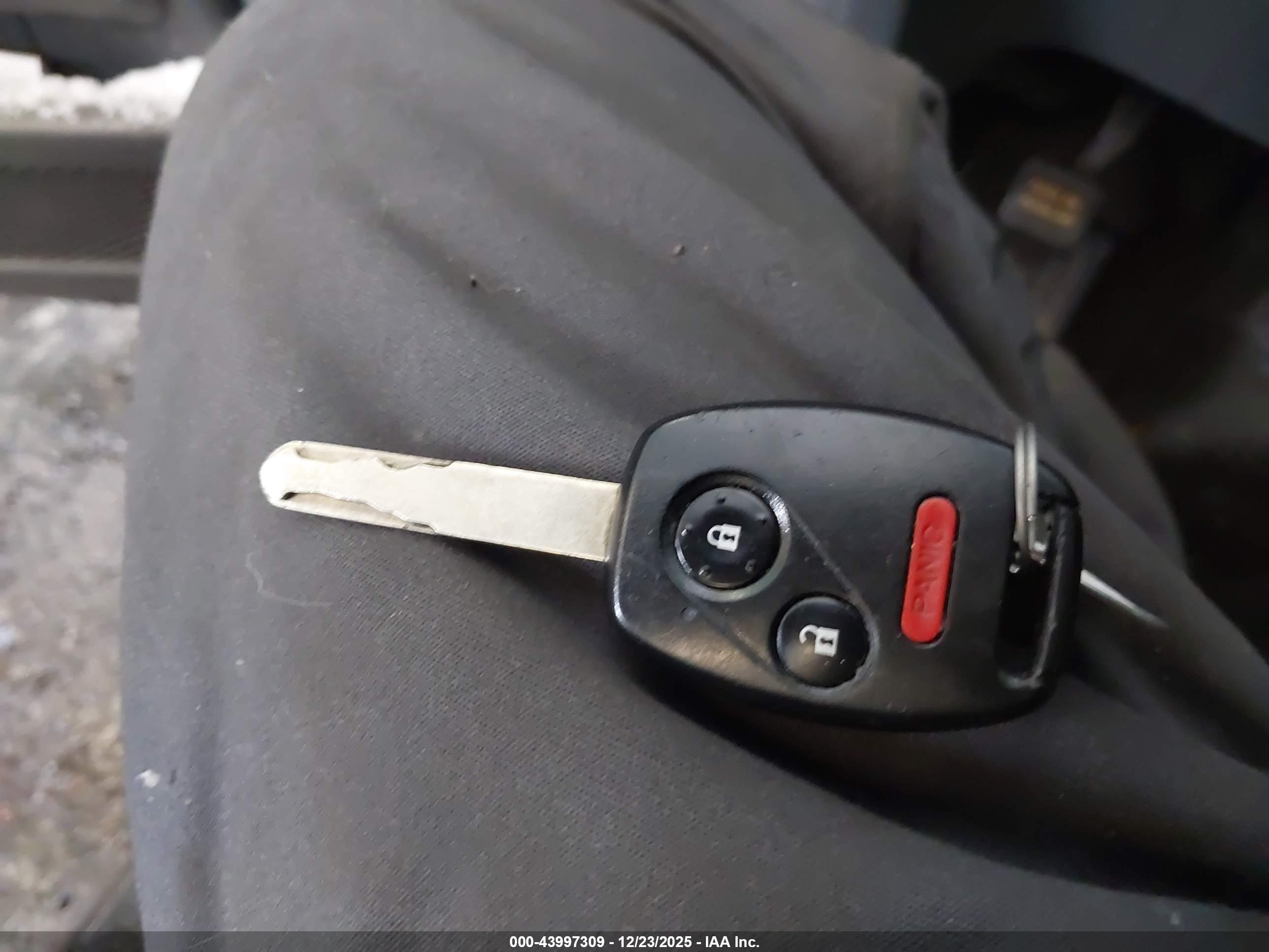 HONDA PILOT image 11
