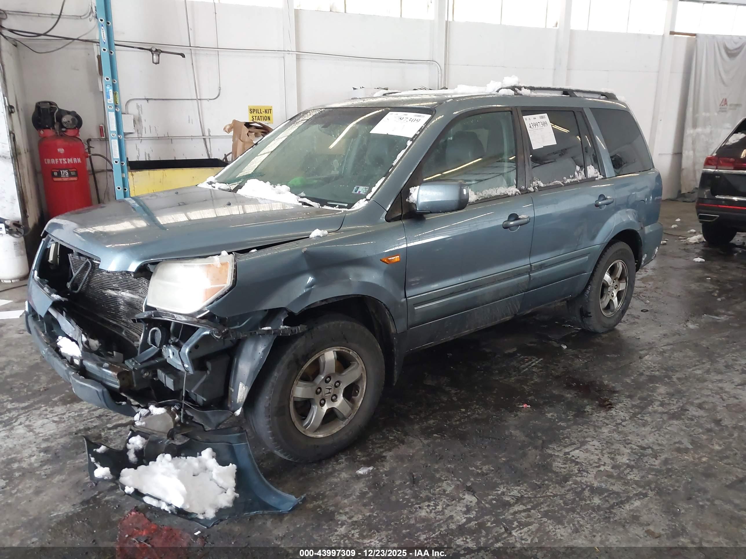 HONDA PILOT image 2