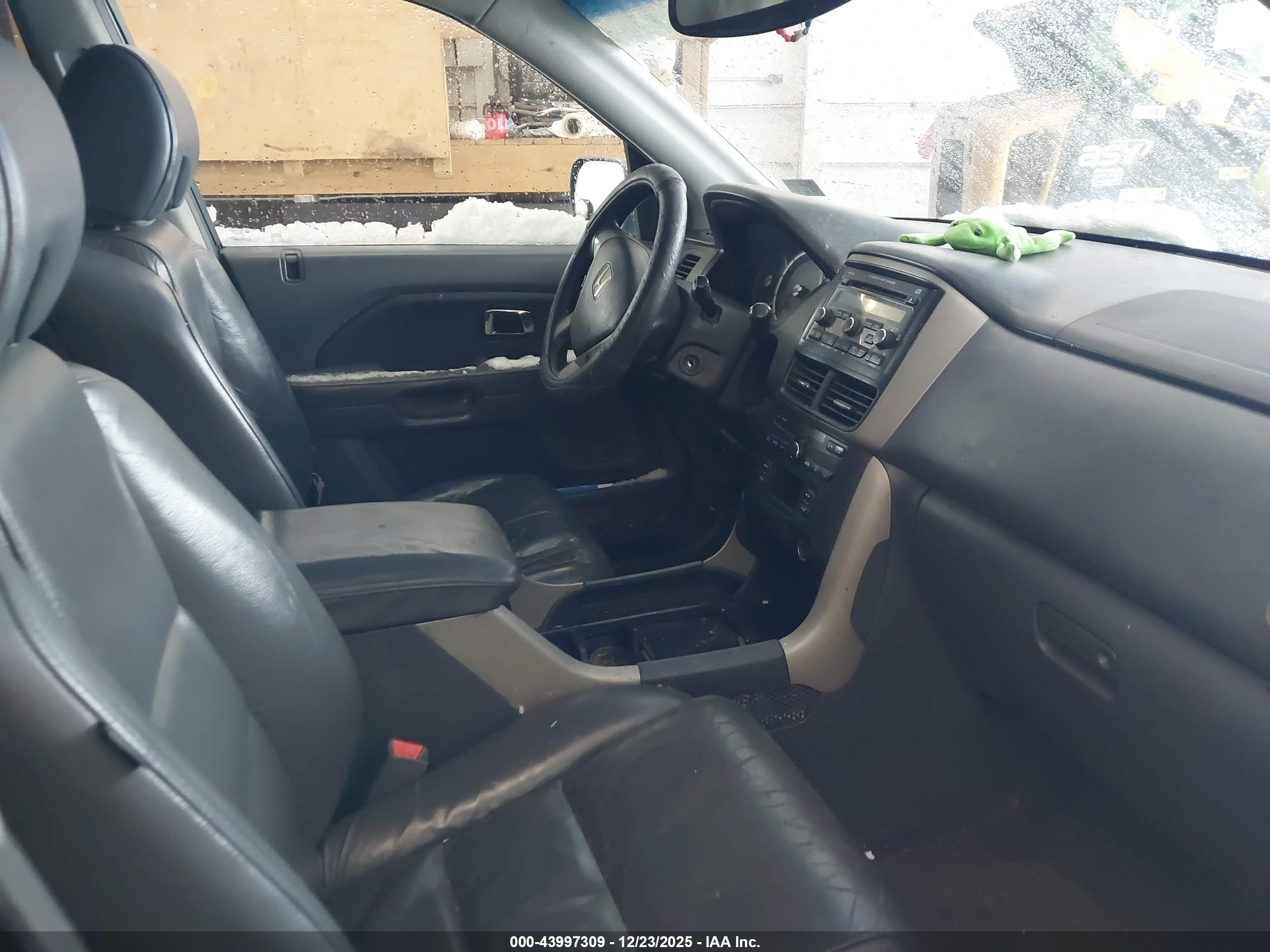 HONDA PILOT image 5