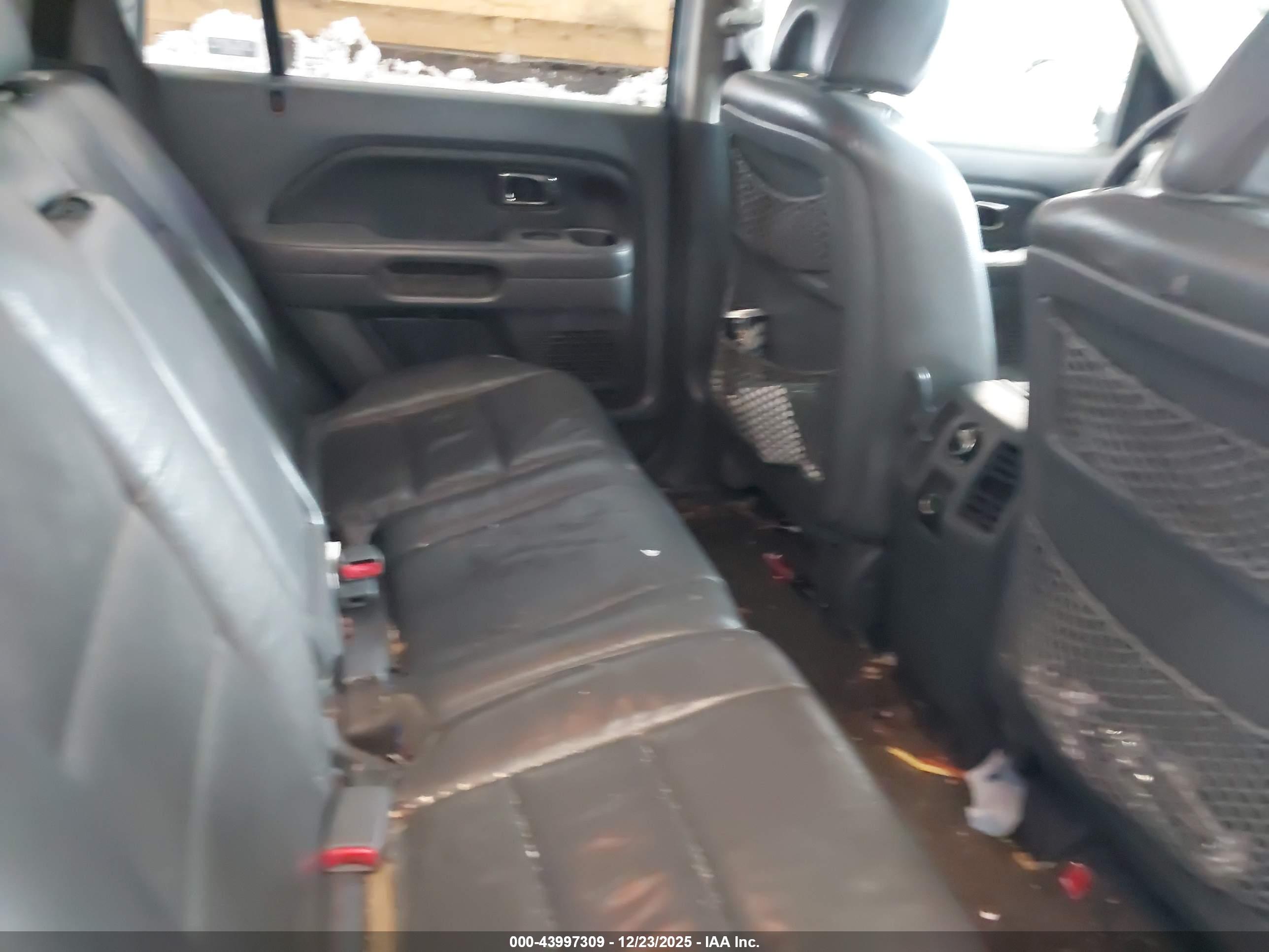 HONDA PILOT image 8