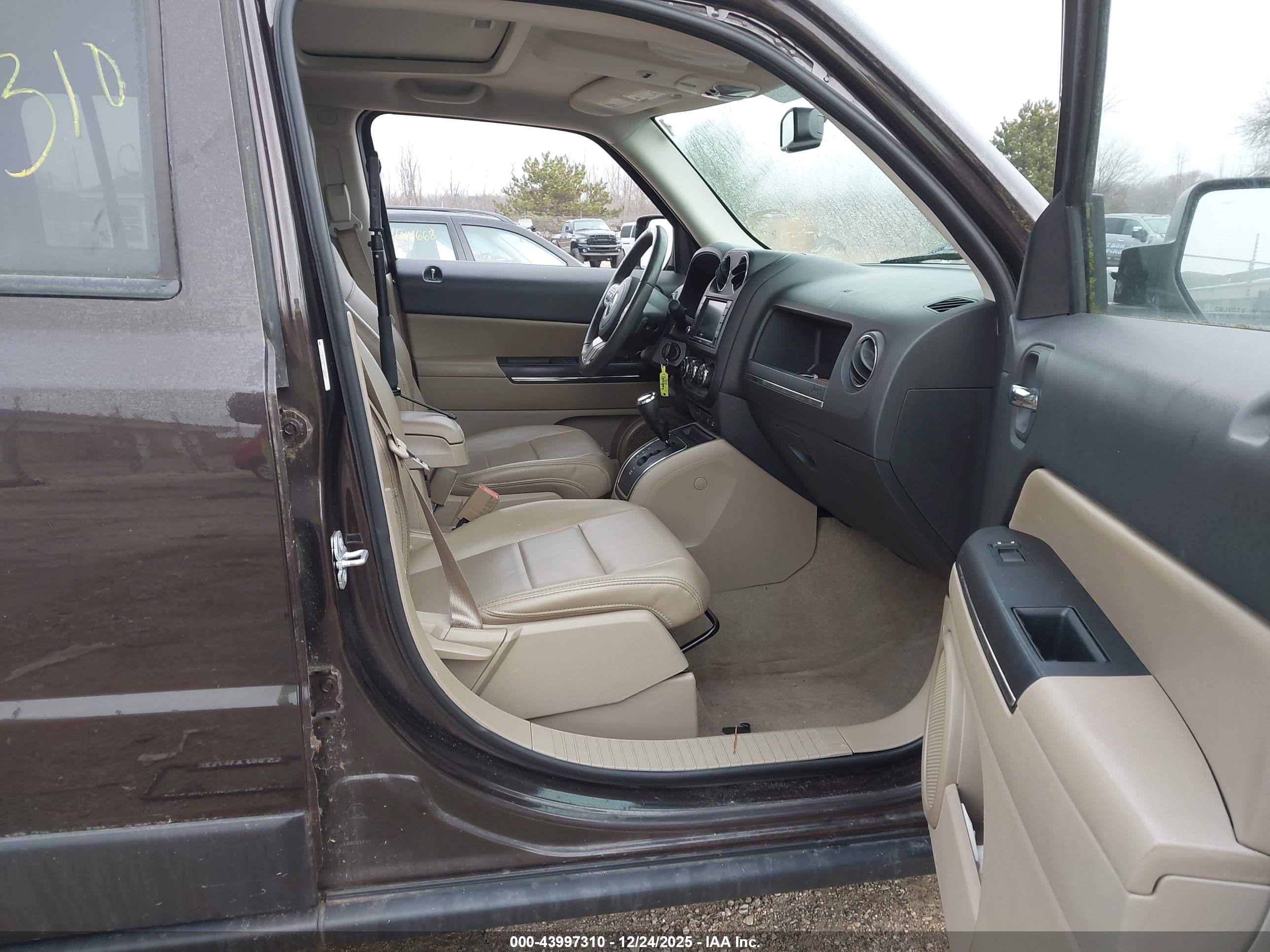 JEEP PATRIOT image 5