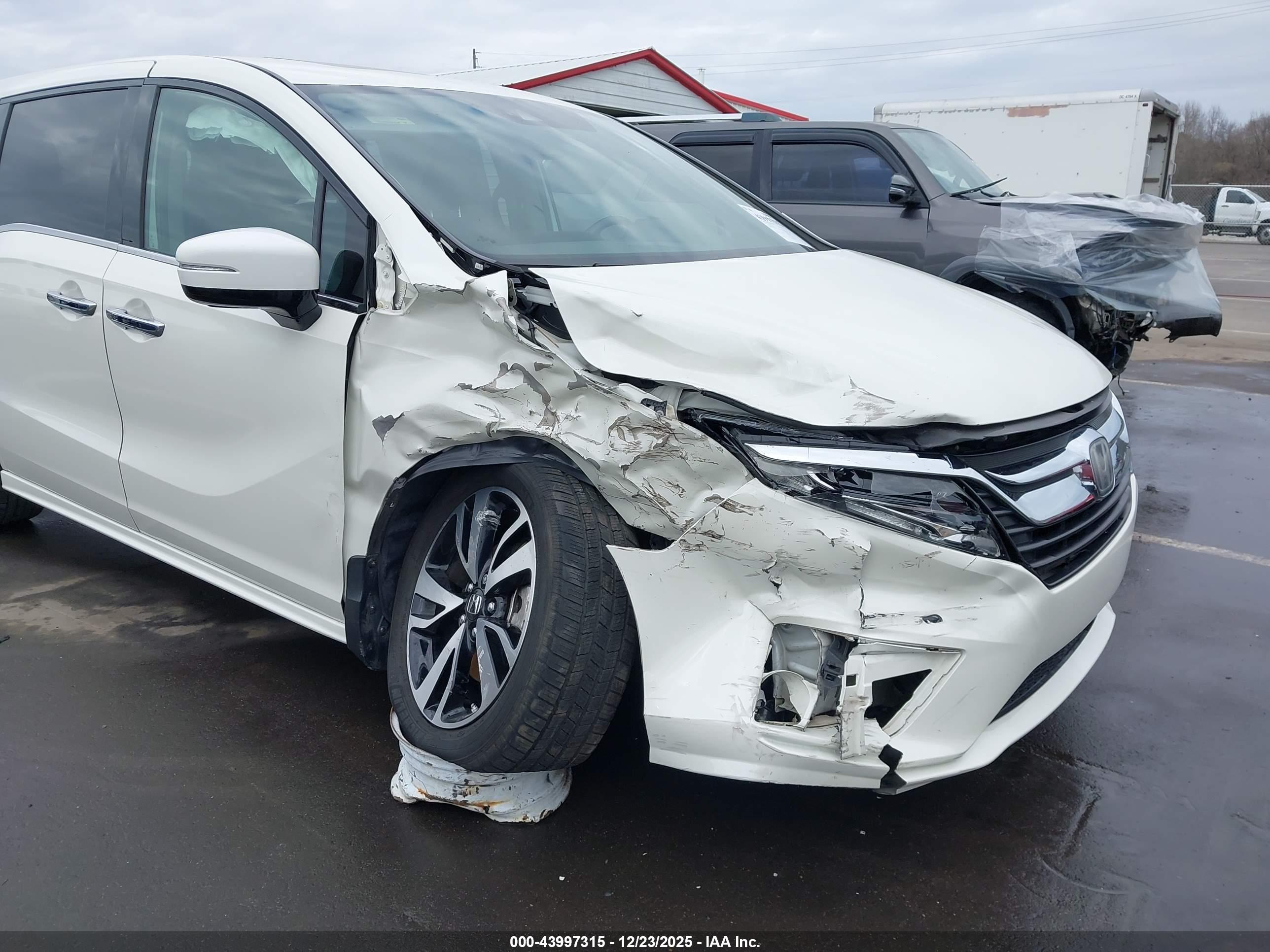 HONDA ODYSSEY image 6
