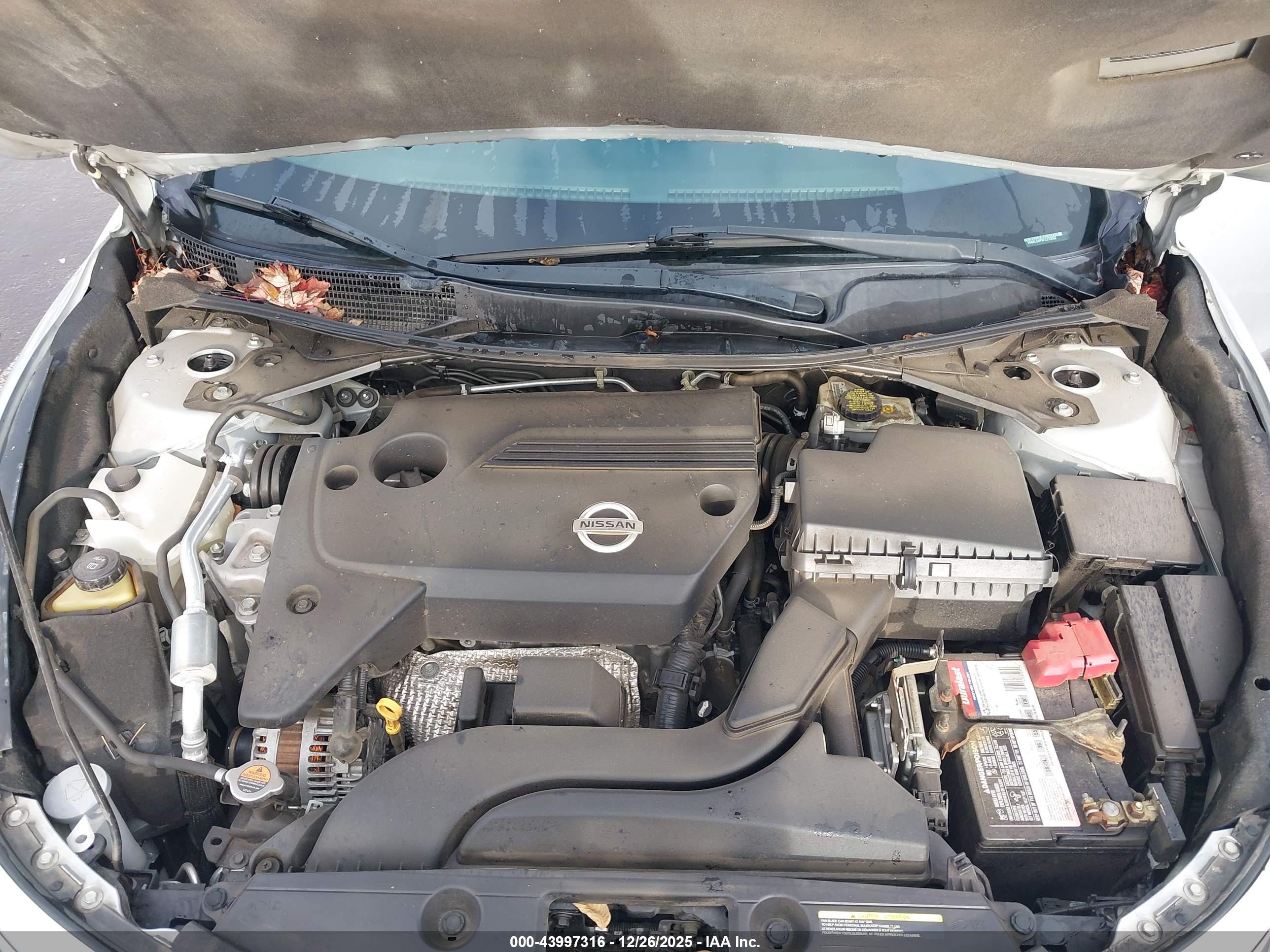 NISSAN ALTIMA image 10