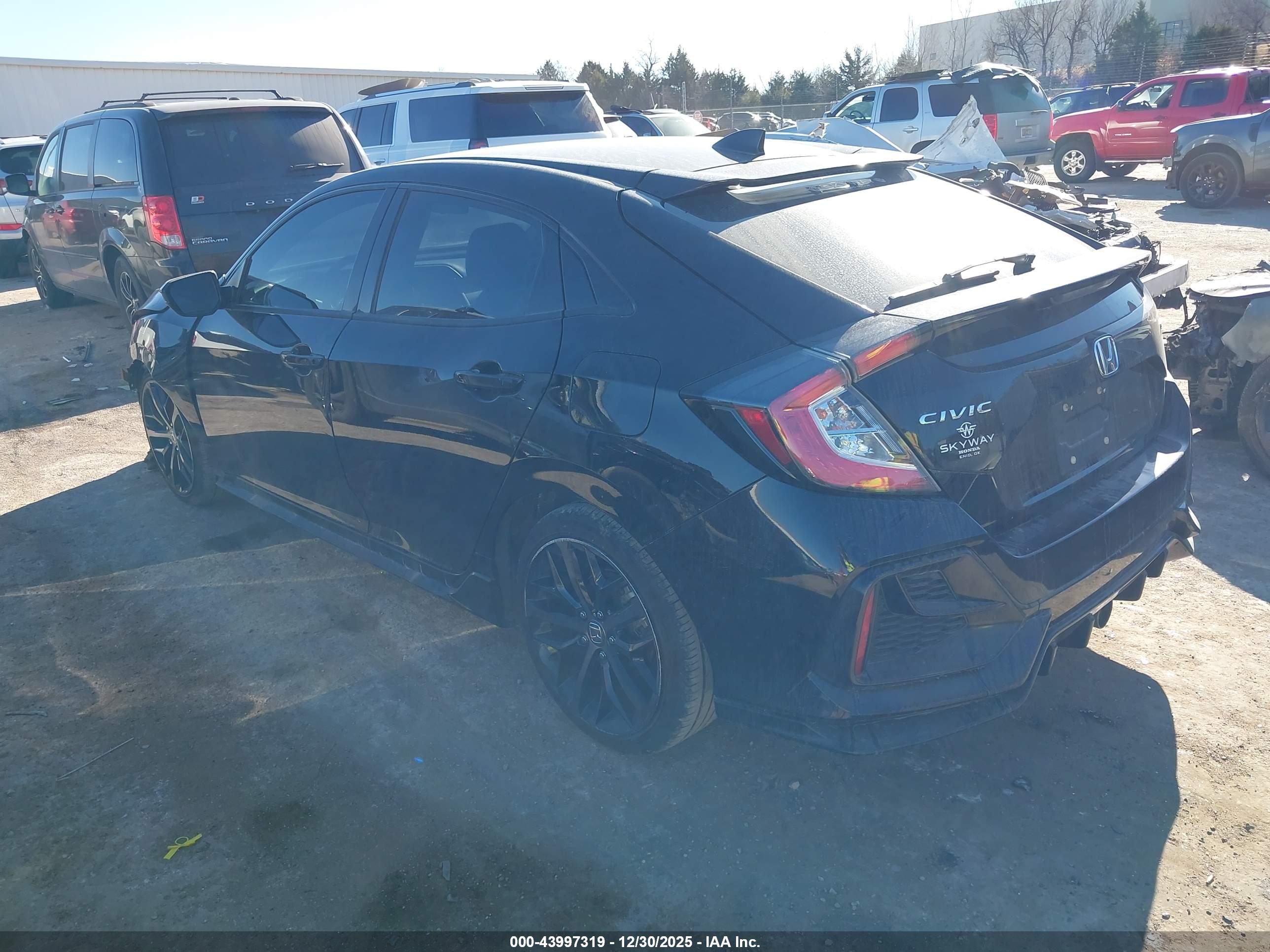 HONDA CIVIC image 3