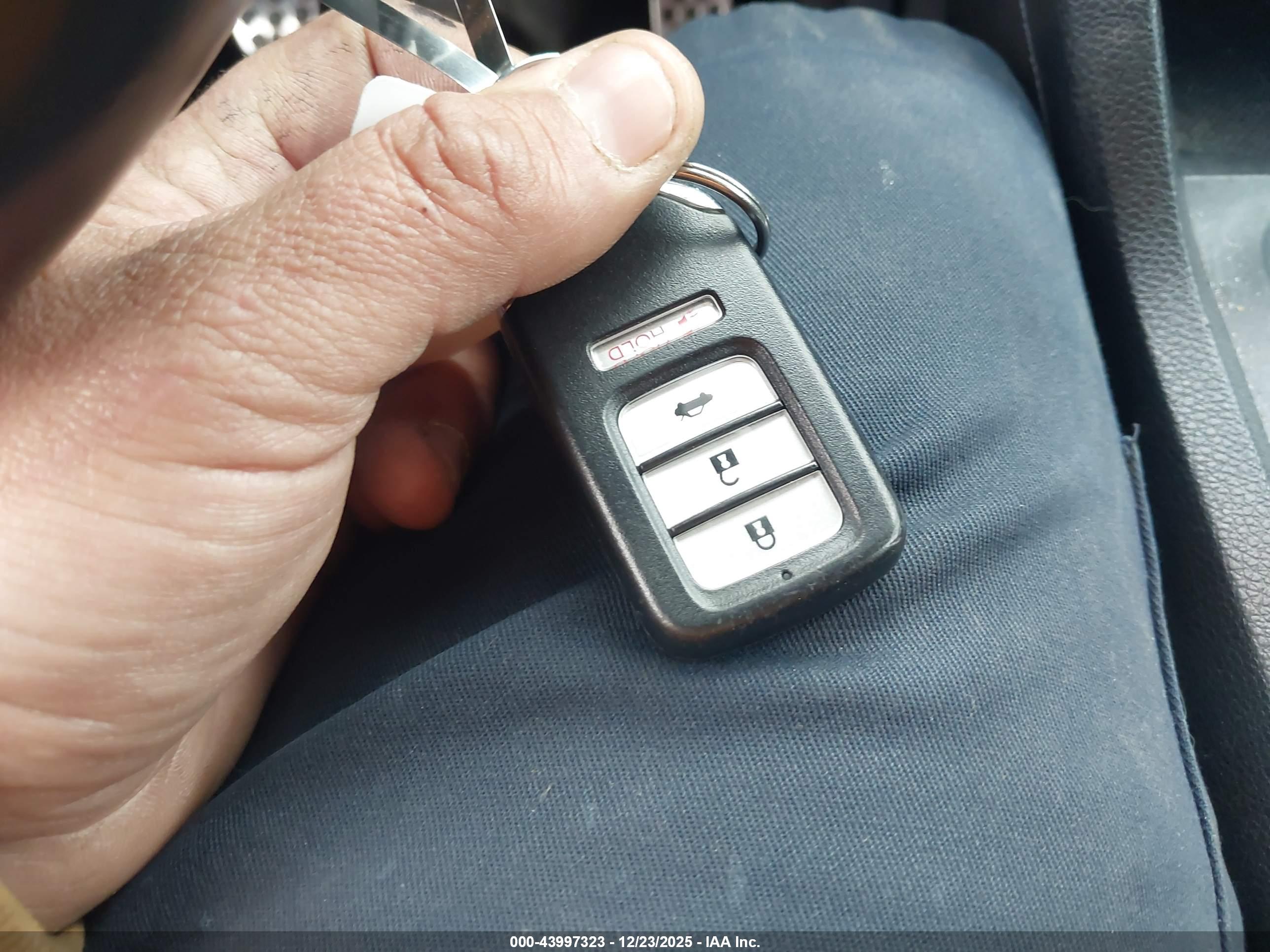 HONDA CIVIC image 11