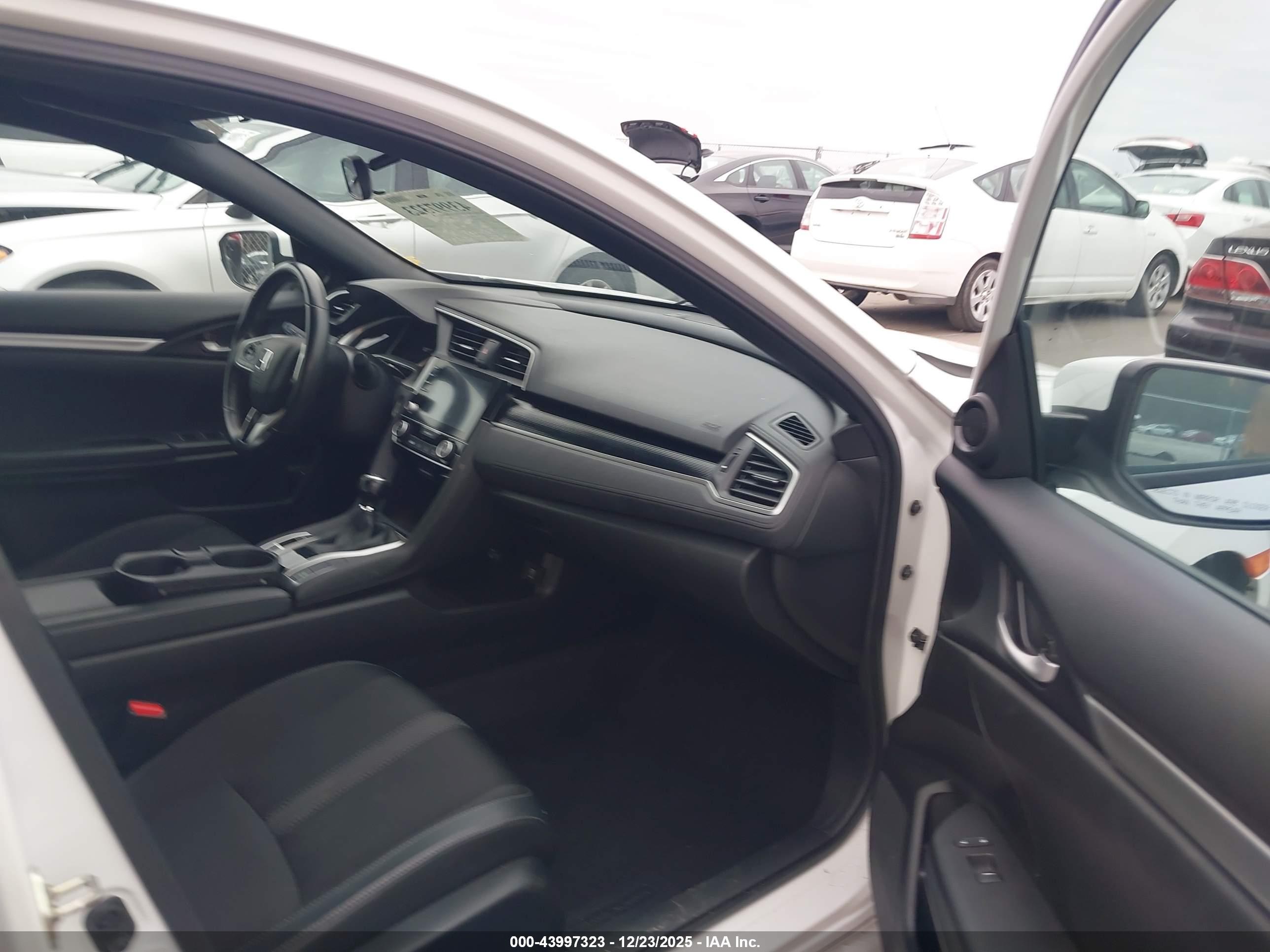 HONDA CIVIC image 5