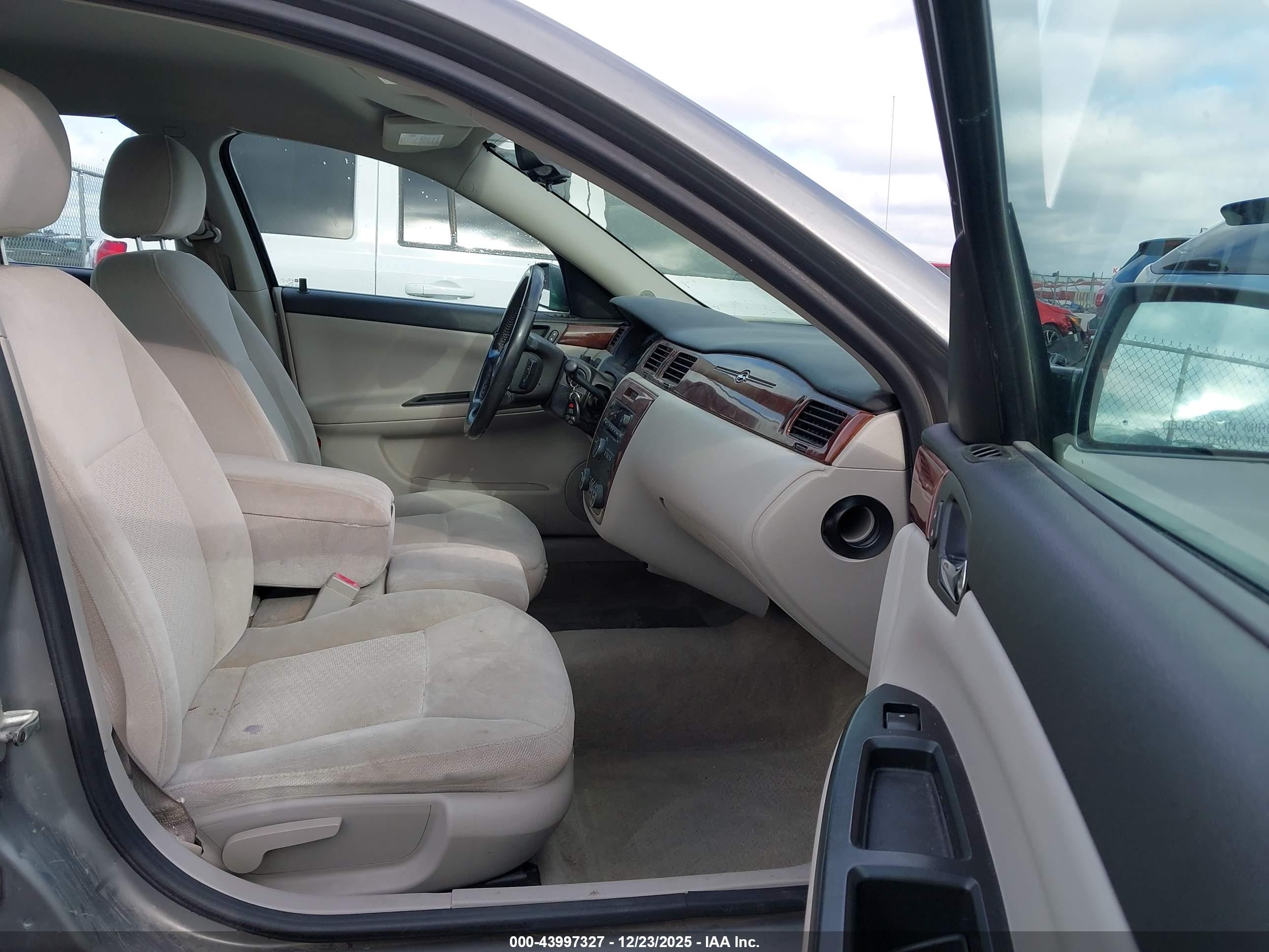 CHEVROLET IMPALA image 5