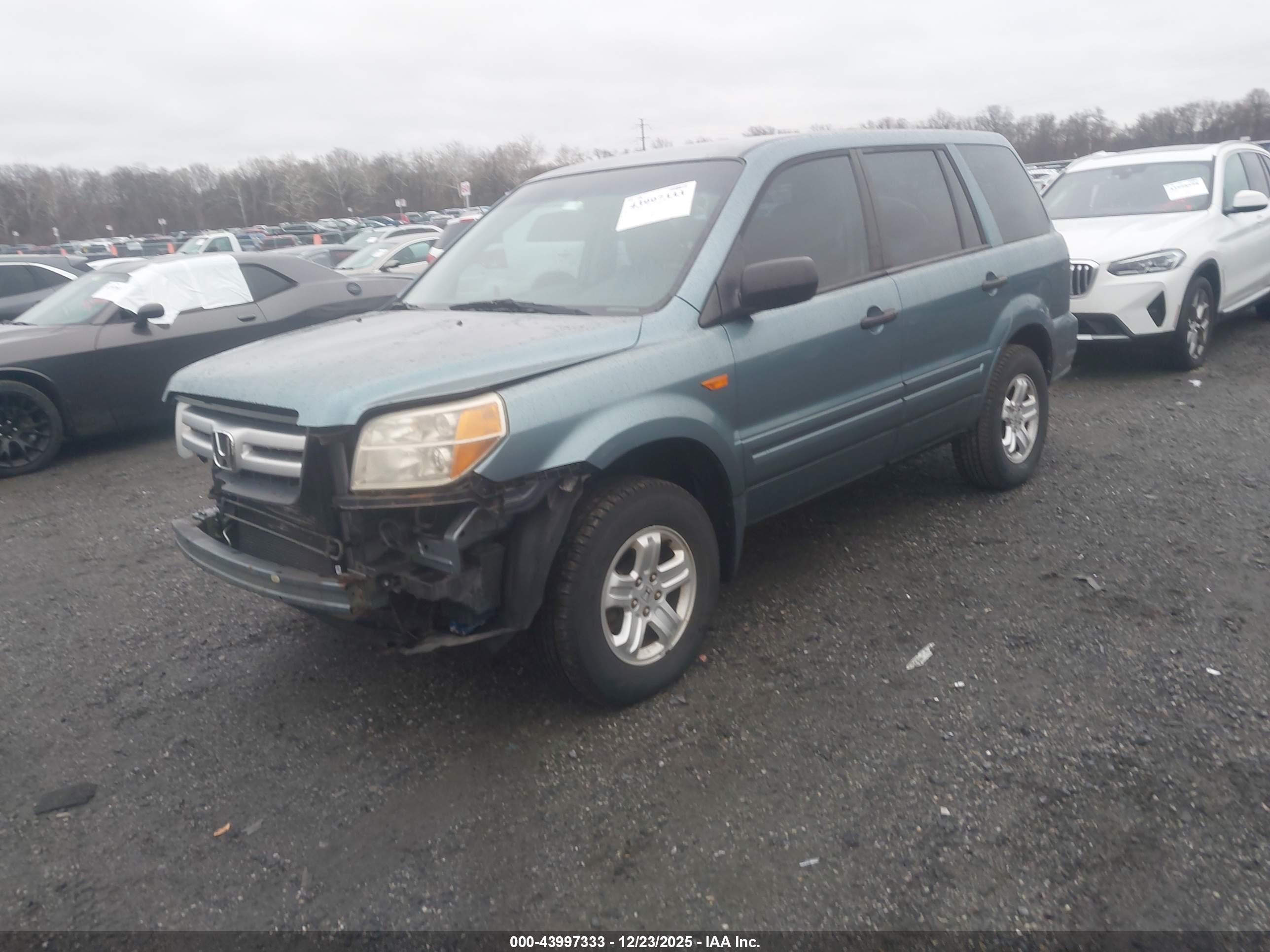 HONDA PILOT image 2