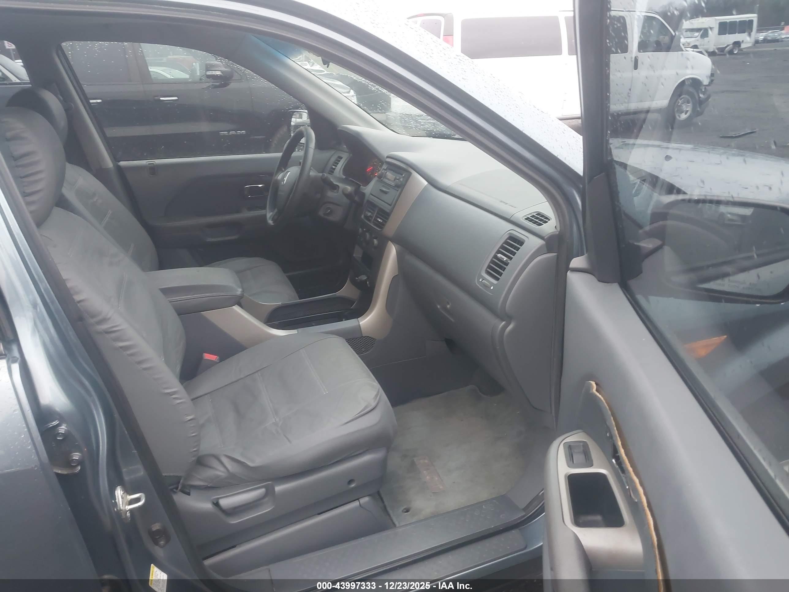 HONDA PILOT image 5
