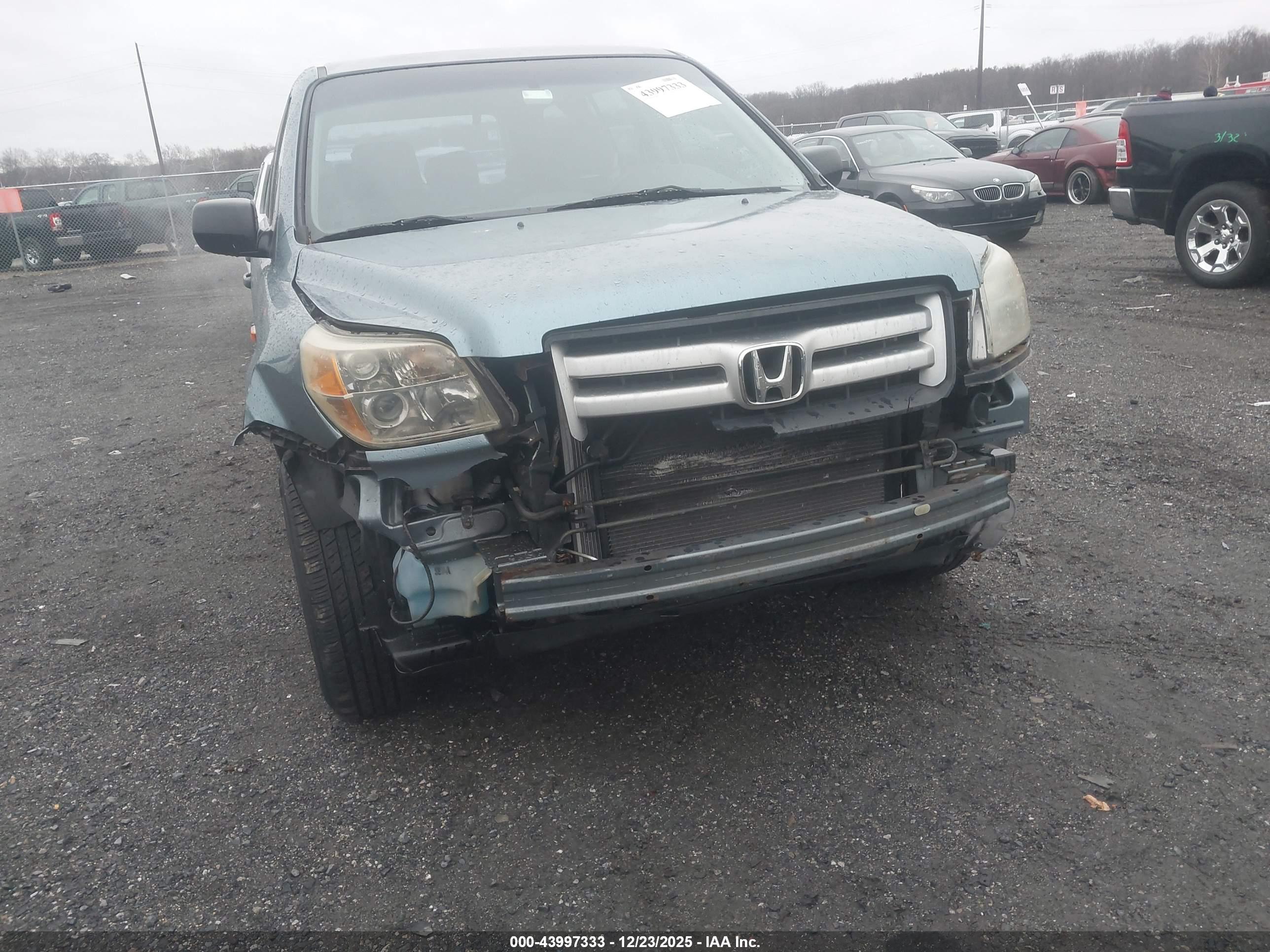 HONDA PILOT image 6