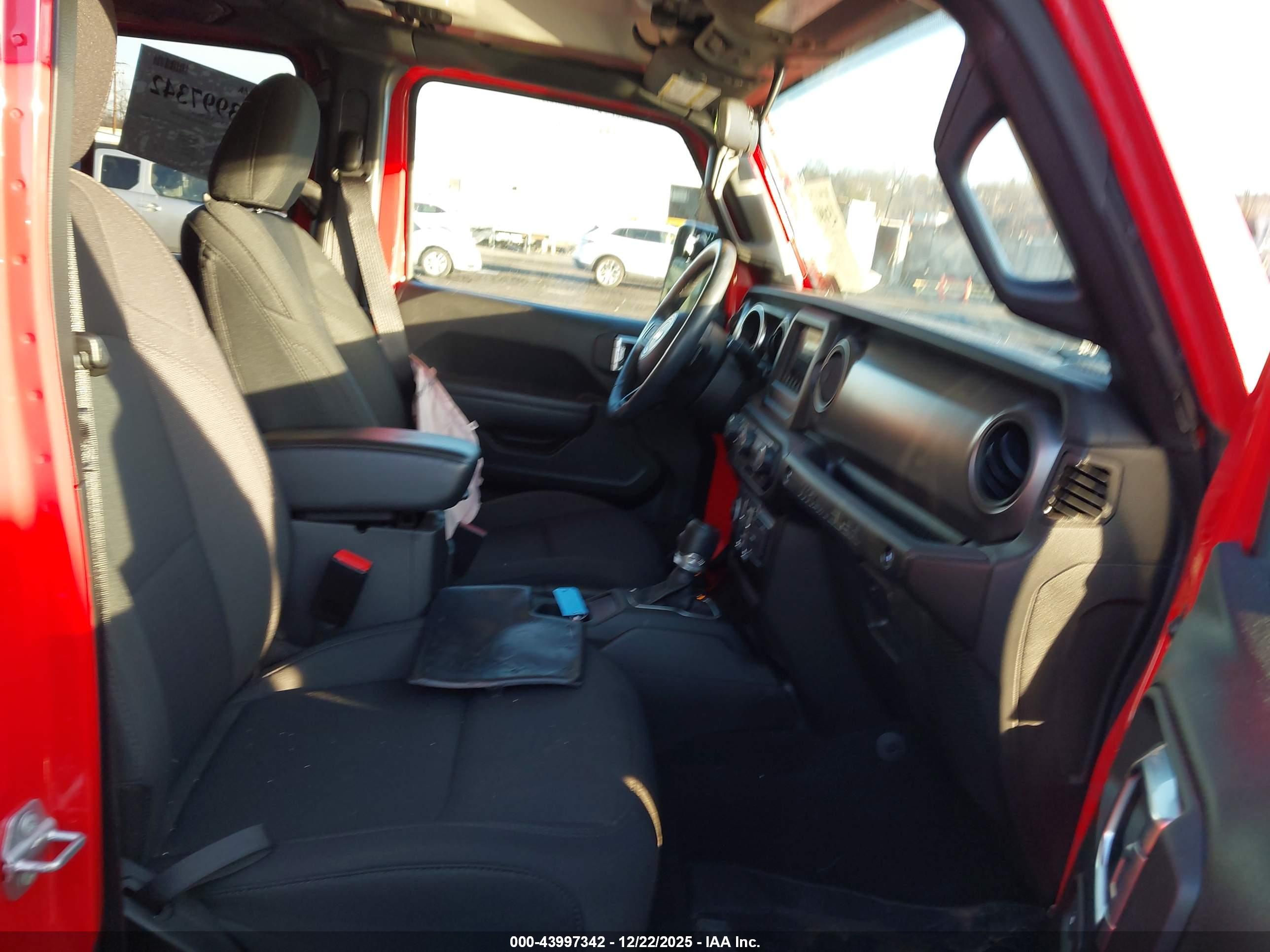 JEEP WRANGLER image 5