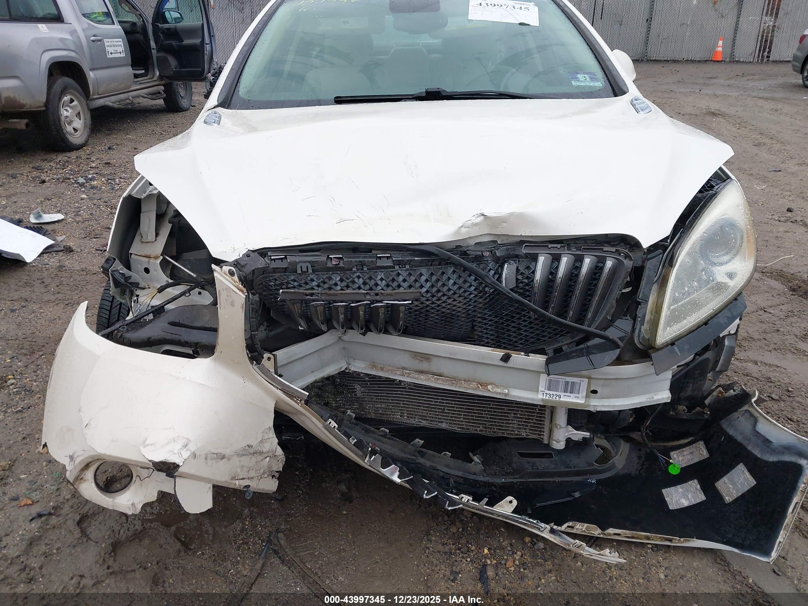 BUICK VERANO image 6
