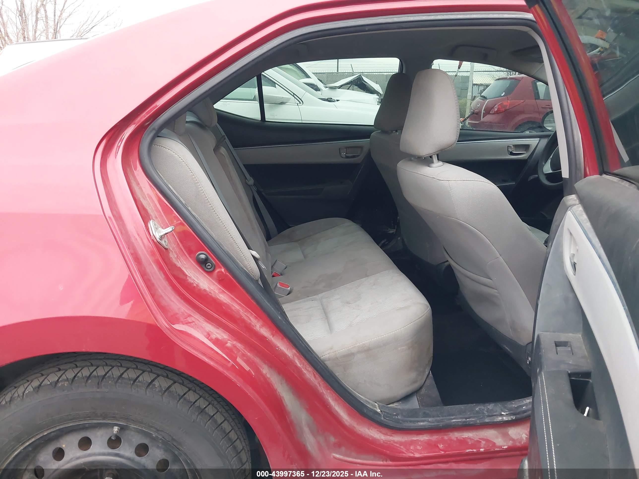 TOYOTA COROLLA image 8