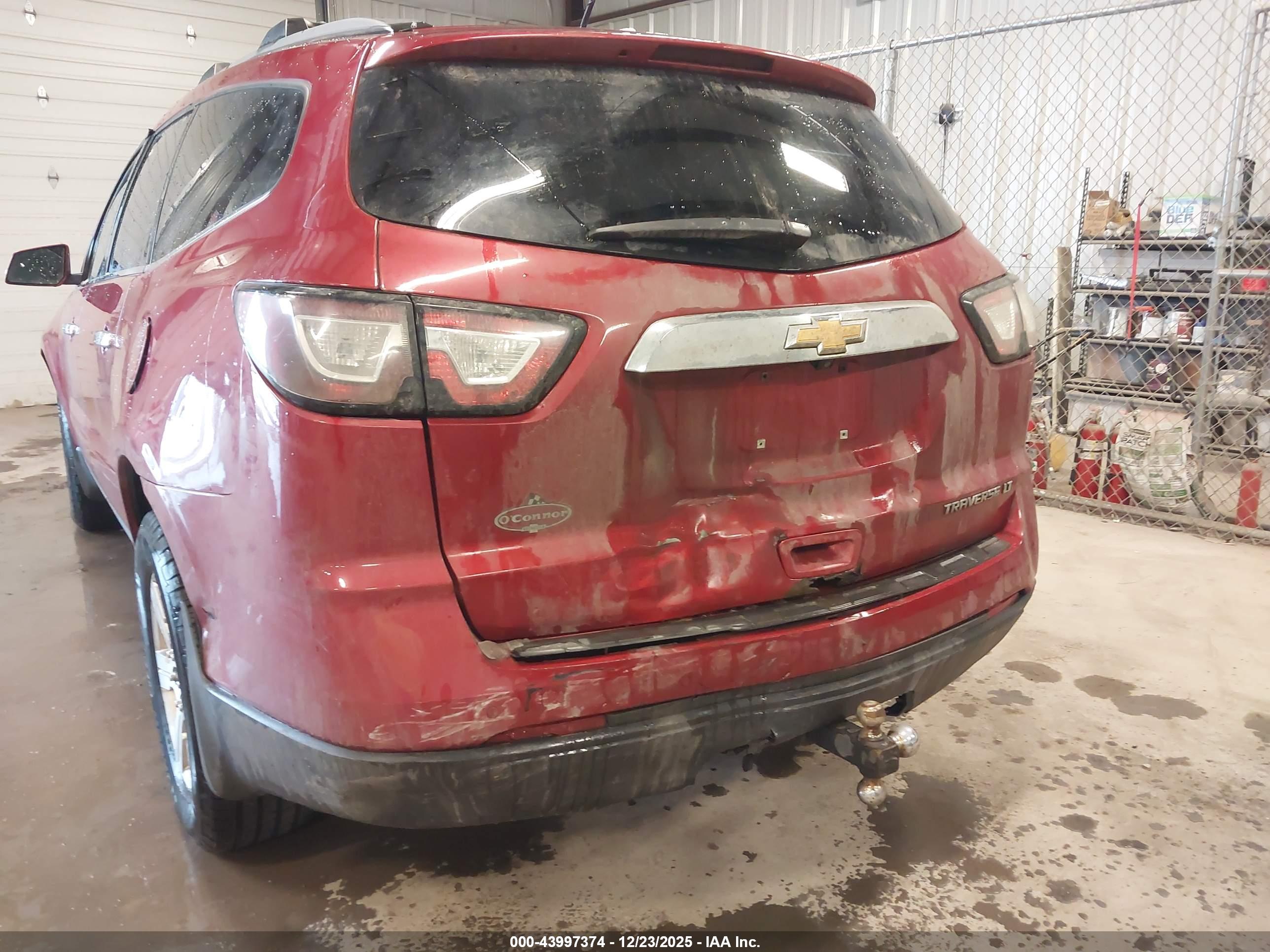 CHEVROLET TRAVERSE image 6