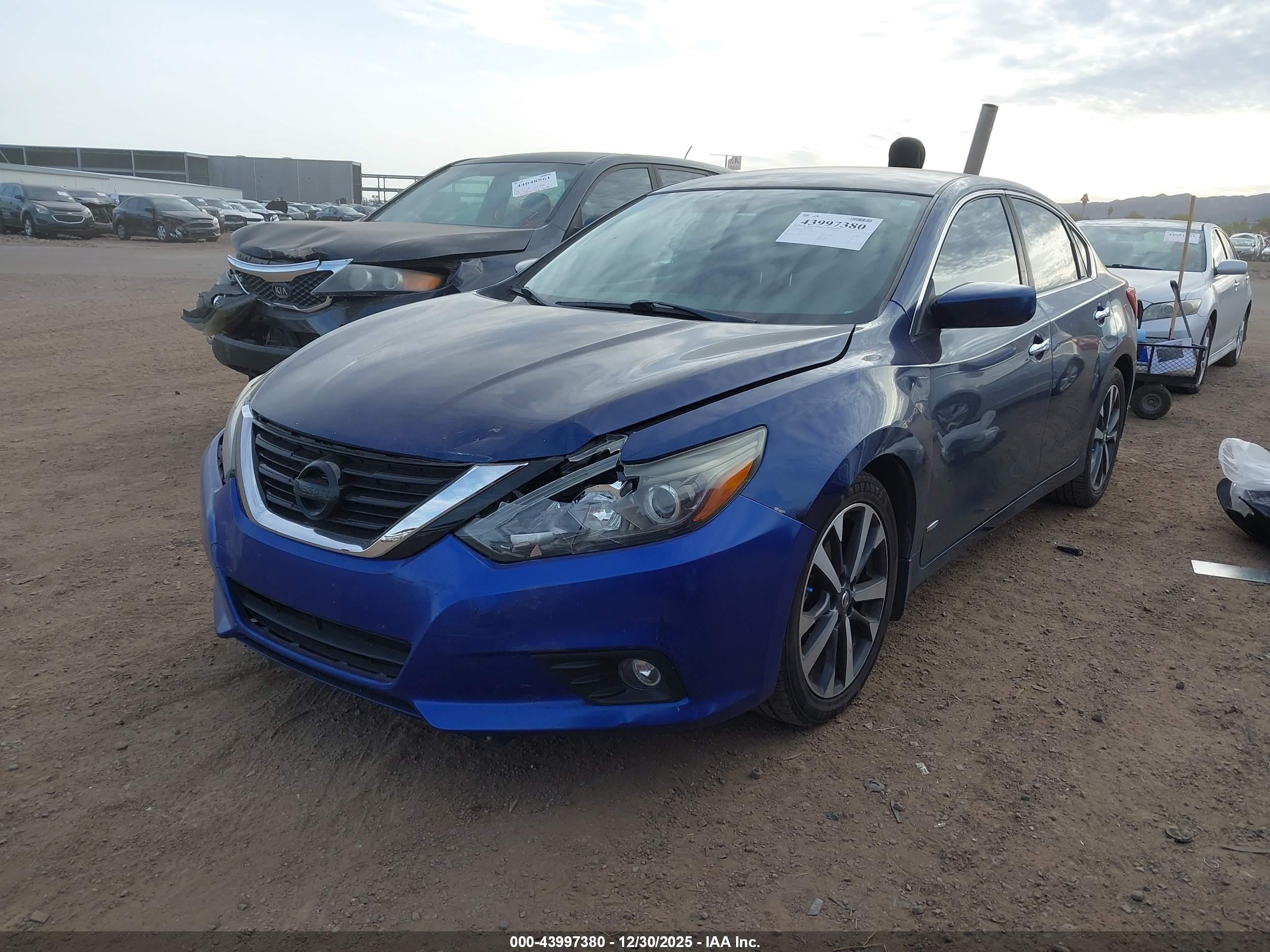 NISSAN ALTIMA image 2
