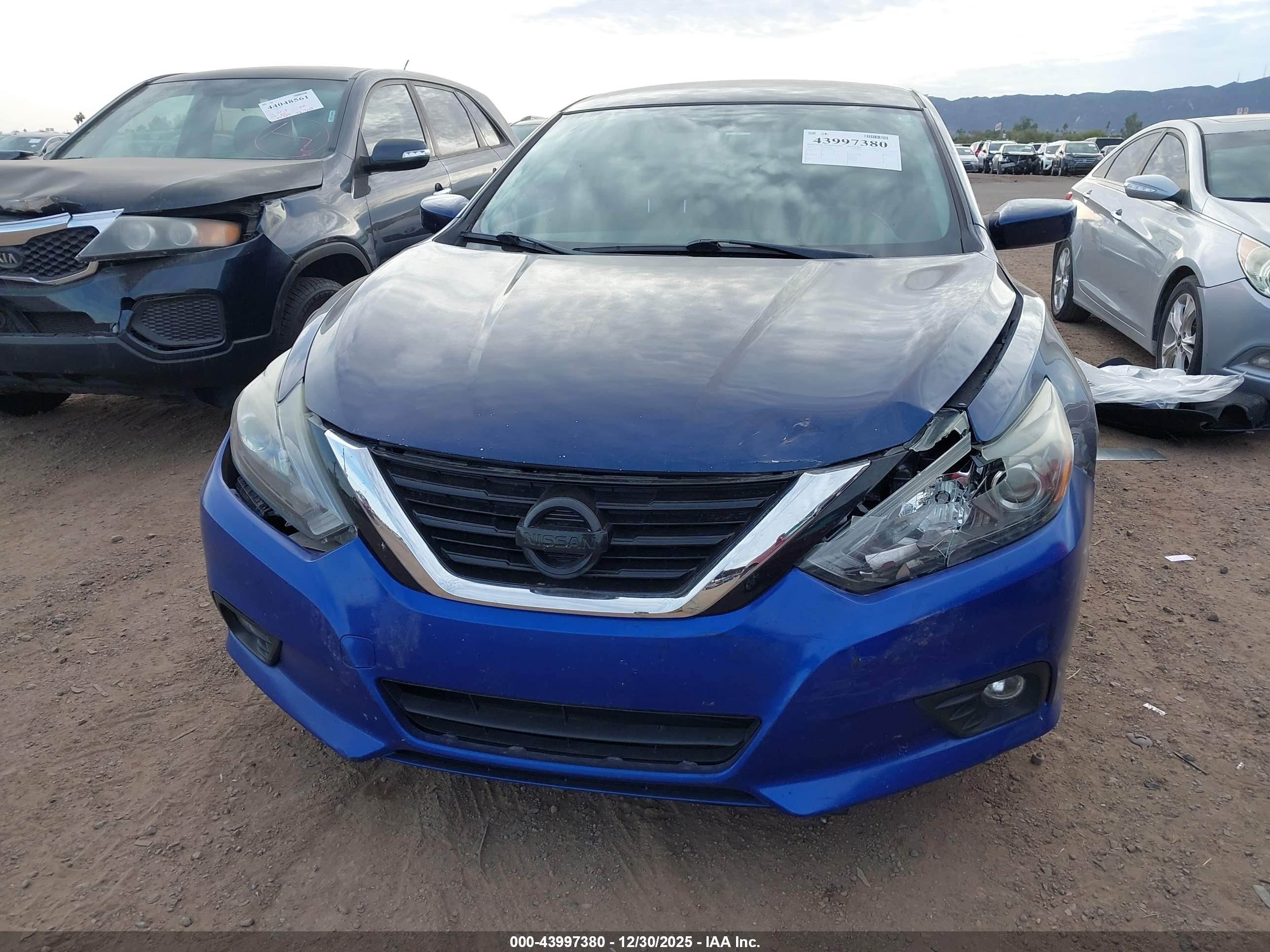 NISSAN ALTIMA image 6