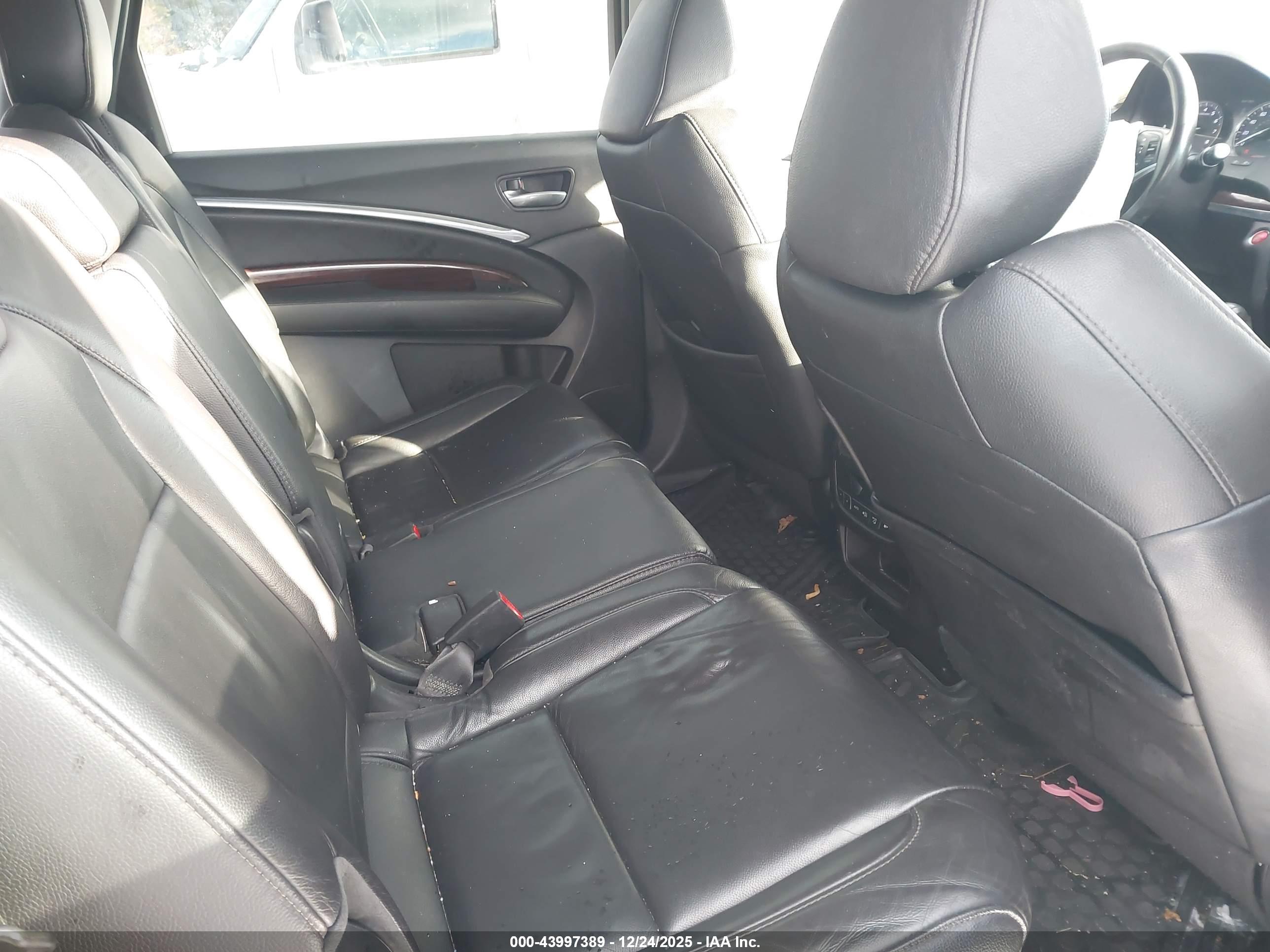 ACURA MDX image 8