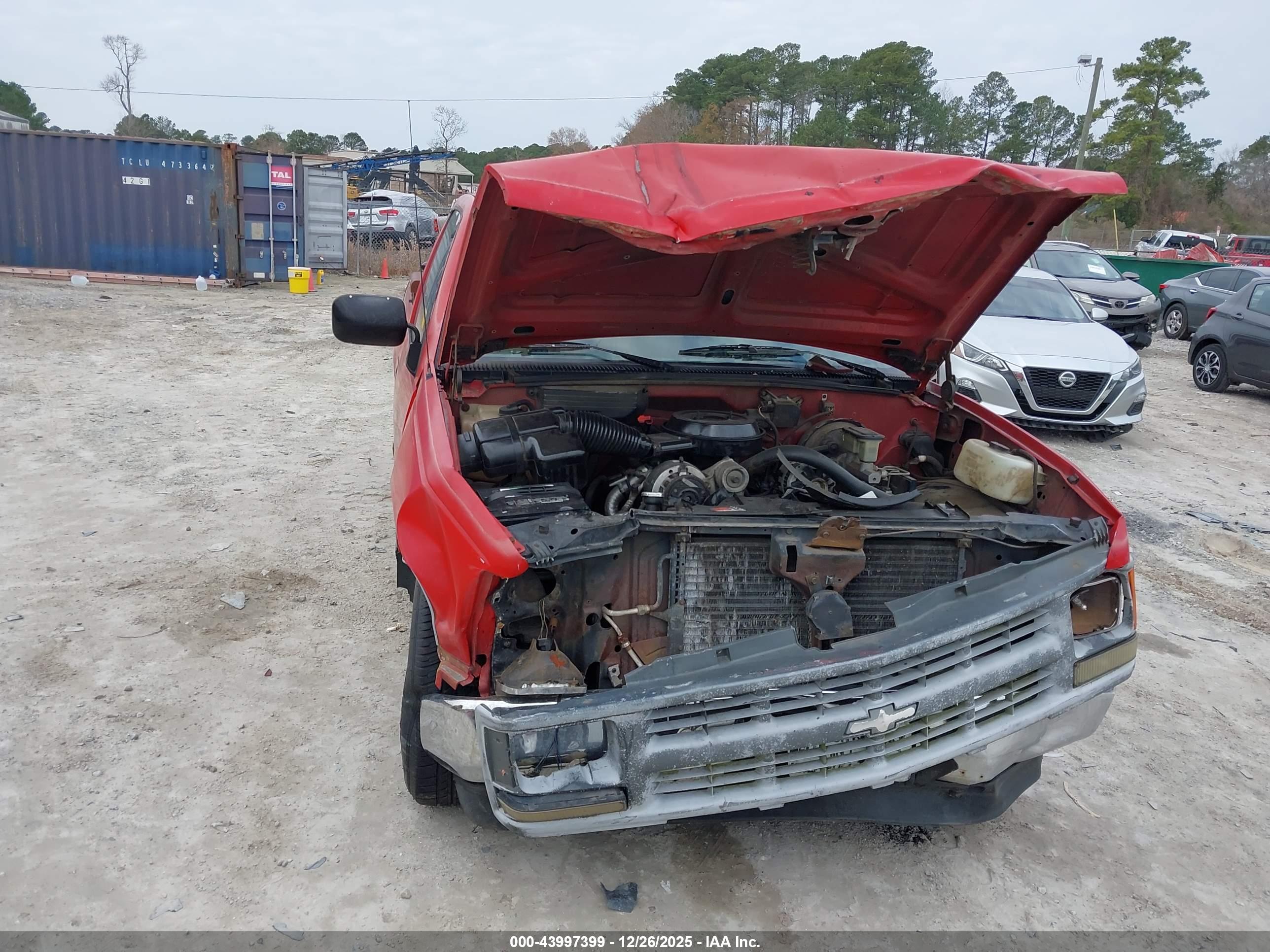 CHEVROLET GMT-400 image 6