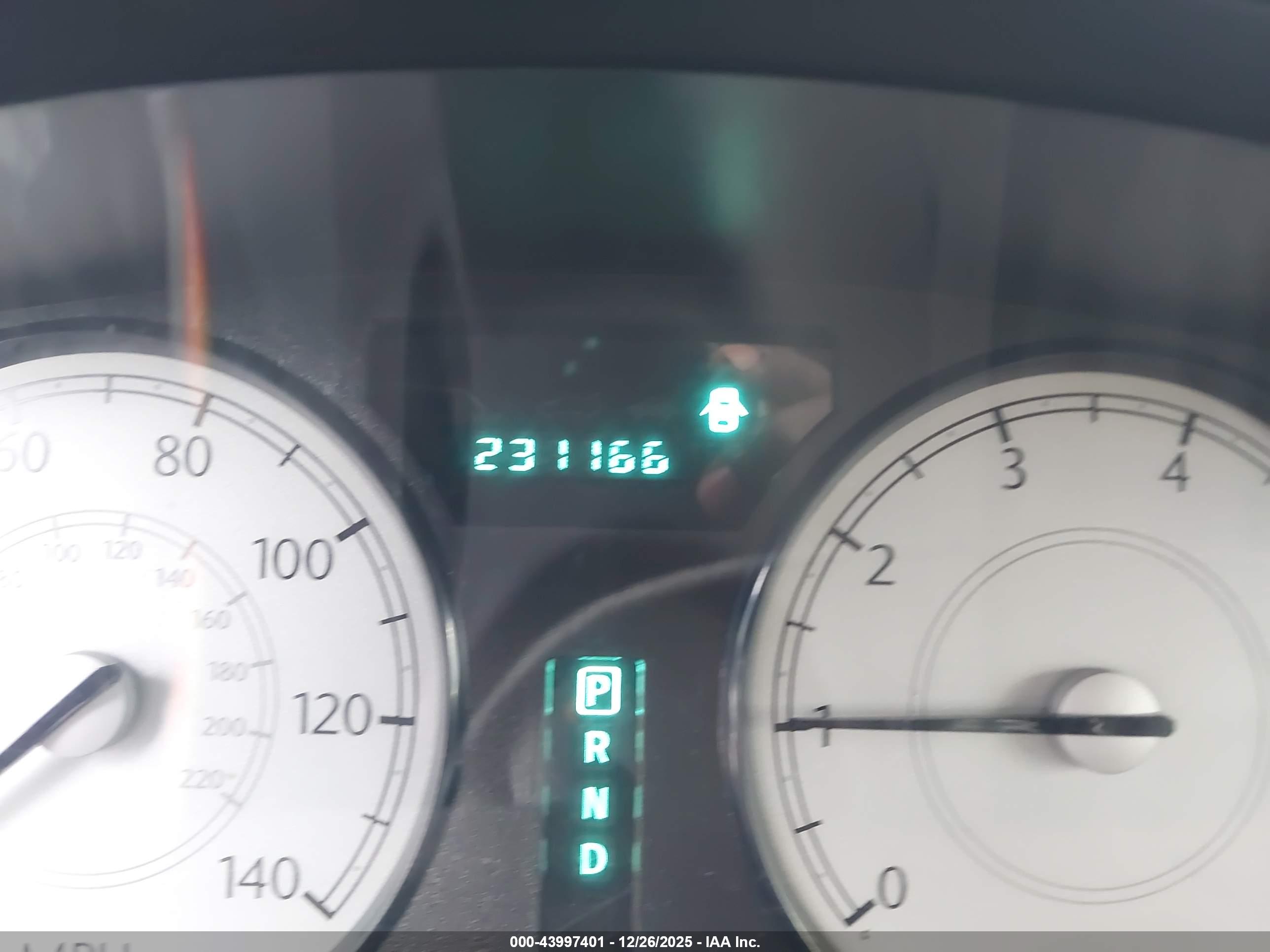 CHRYSLER 300 image 7