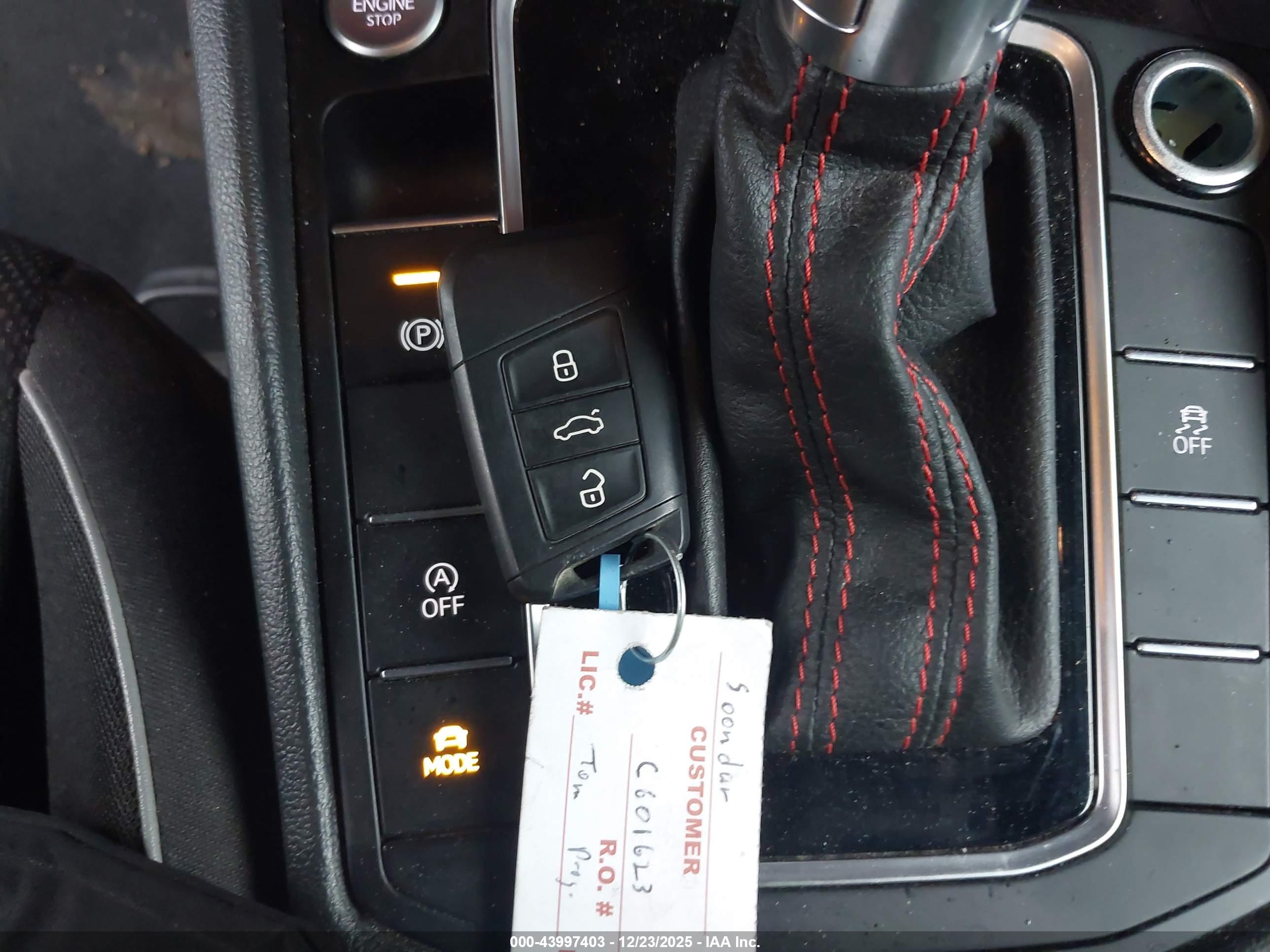 VOLKSWAGEN JETTA image 11