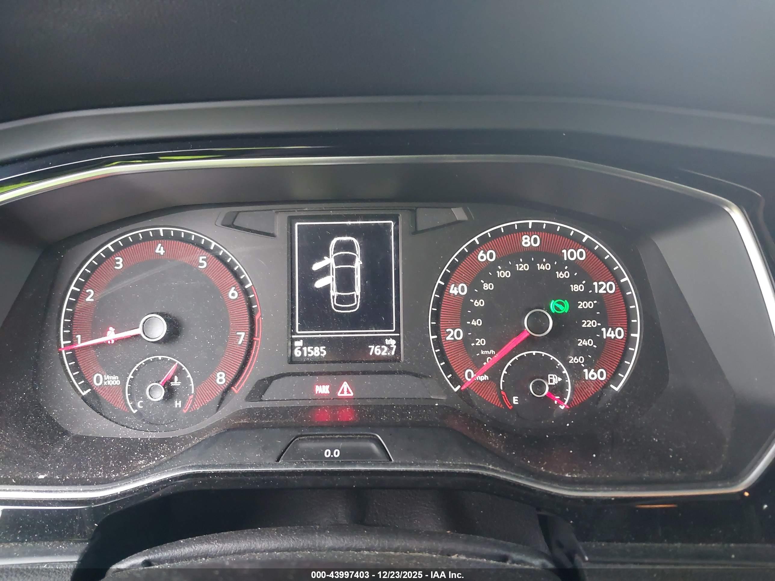 VOLKSWAGEN JETTA image 7