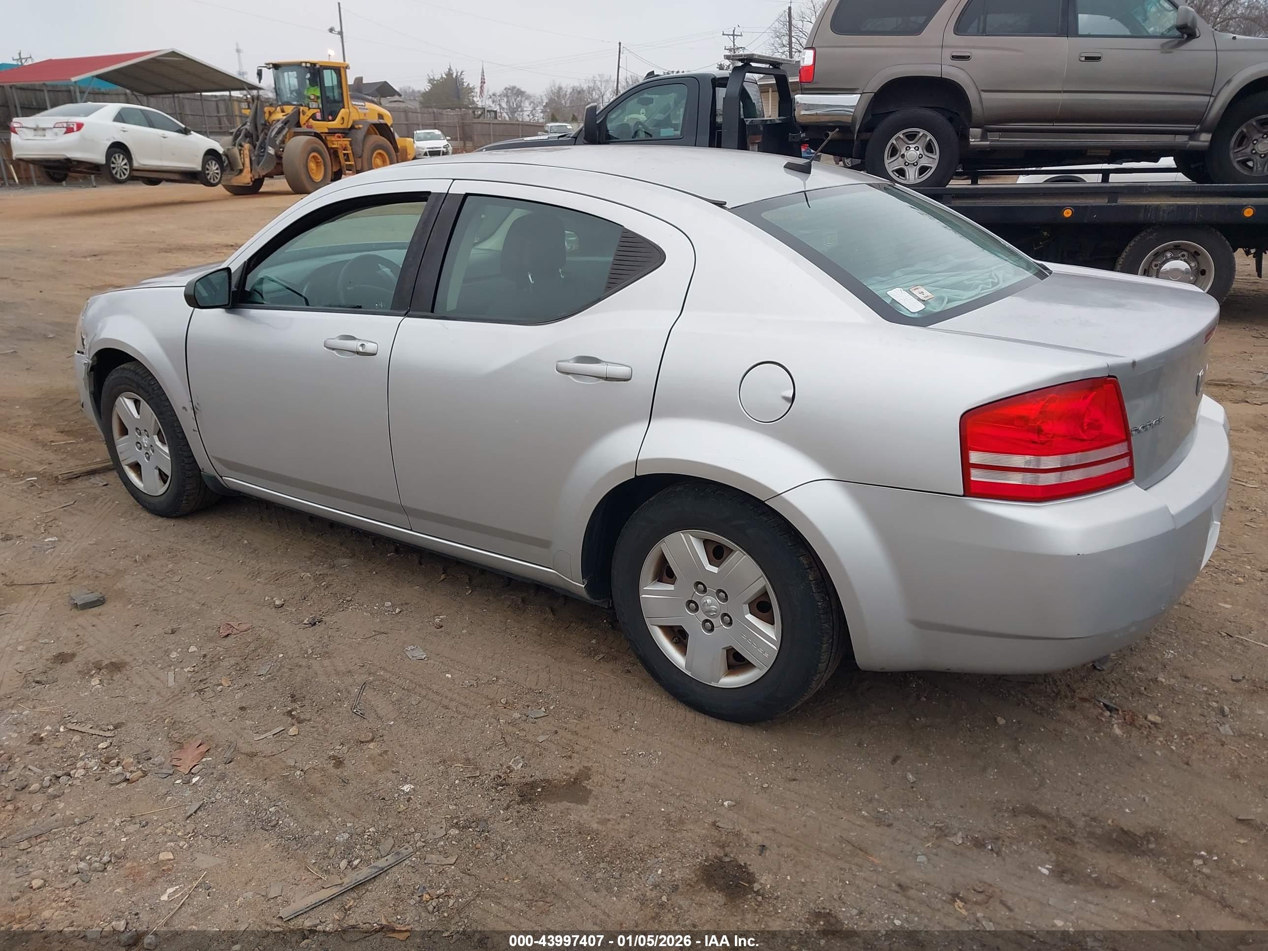DODGE AVENGER image 3
